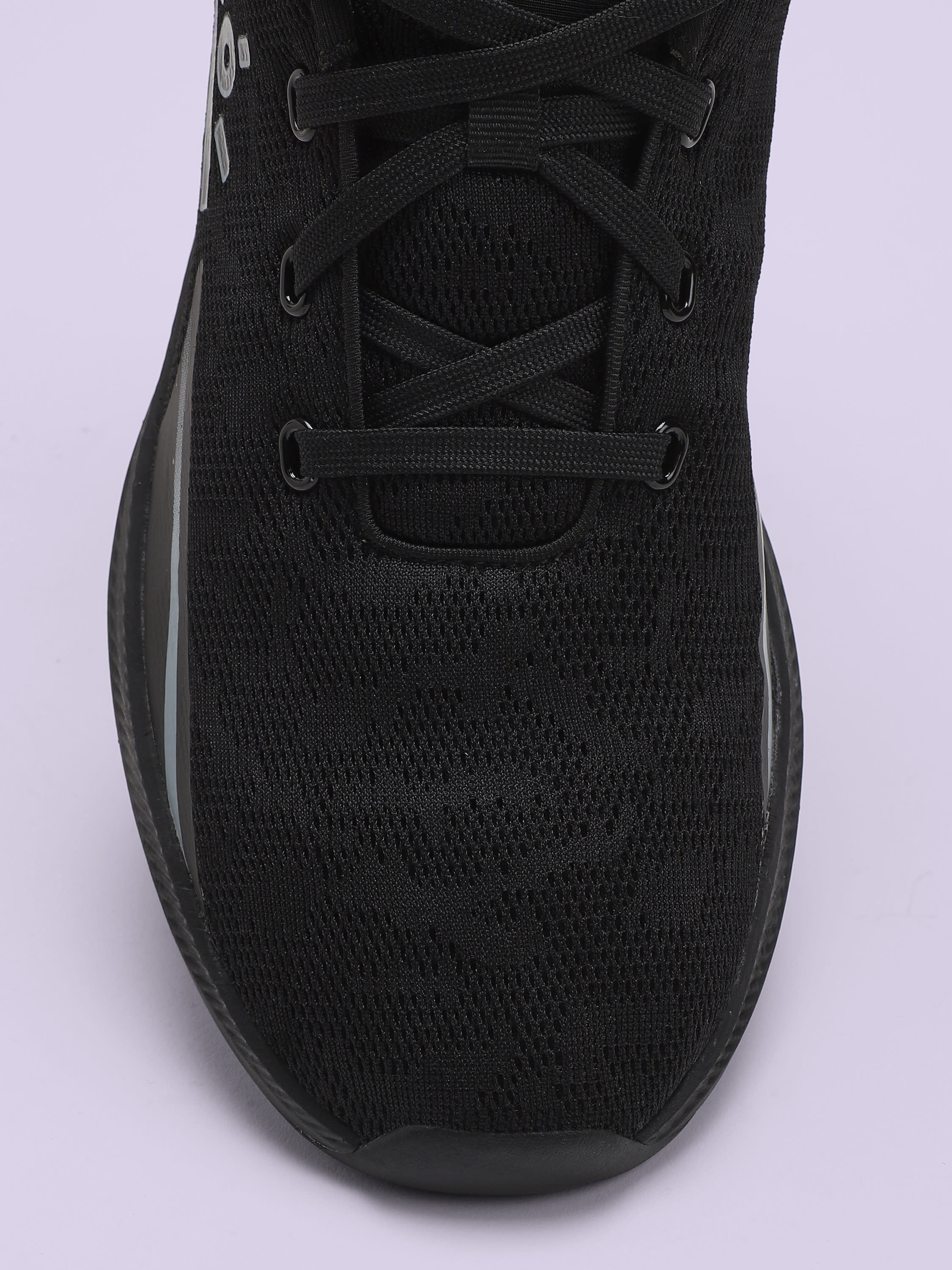 cult Windblazer Men Running Shoes - Black