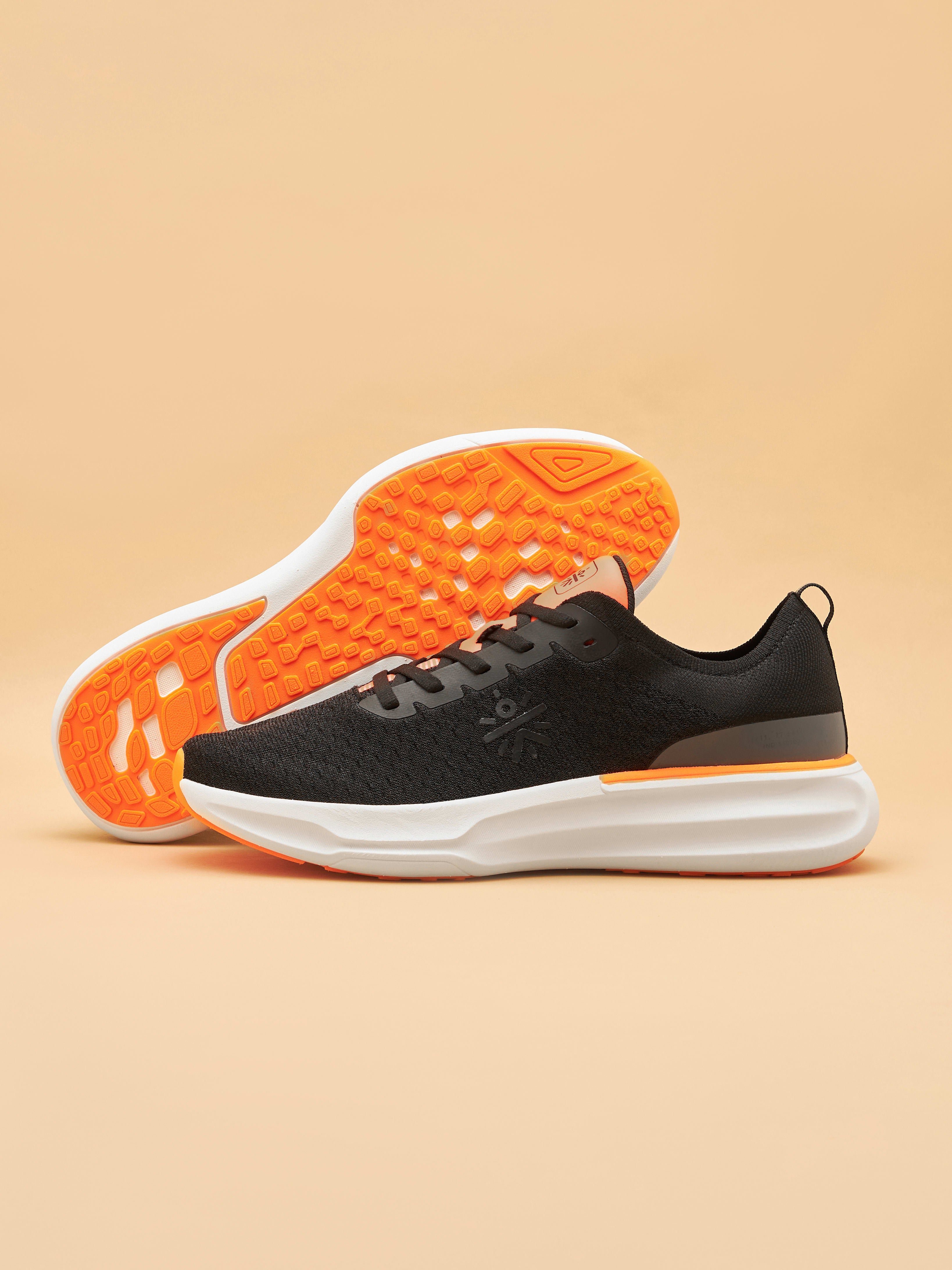 cult Versa Fly Men Running Shoes - Black/Orange
