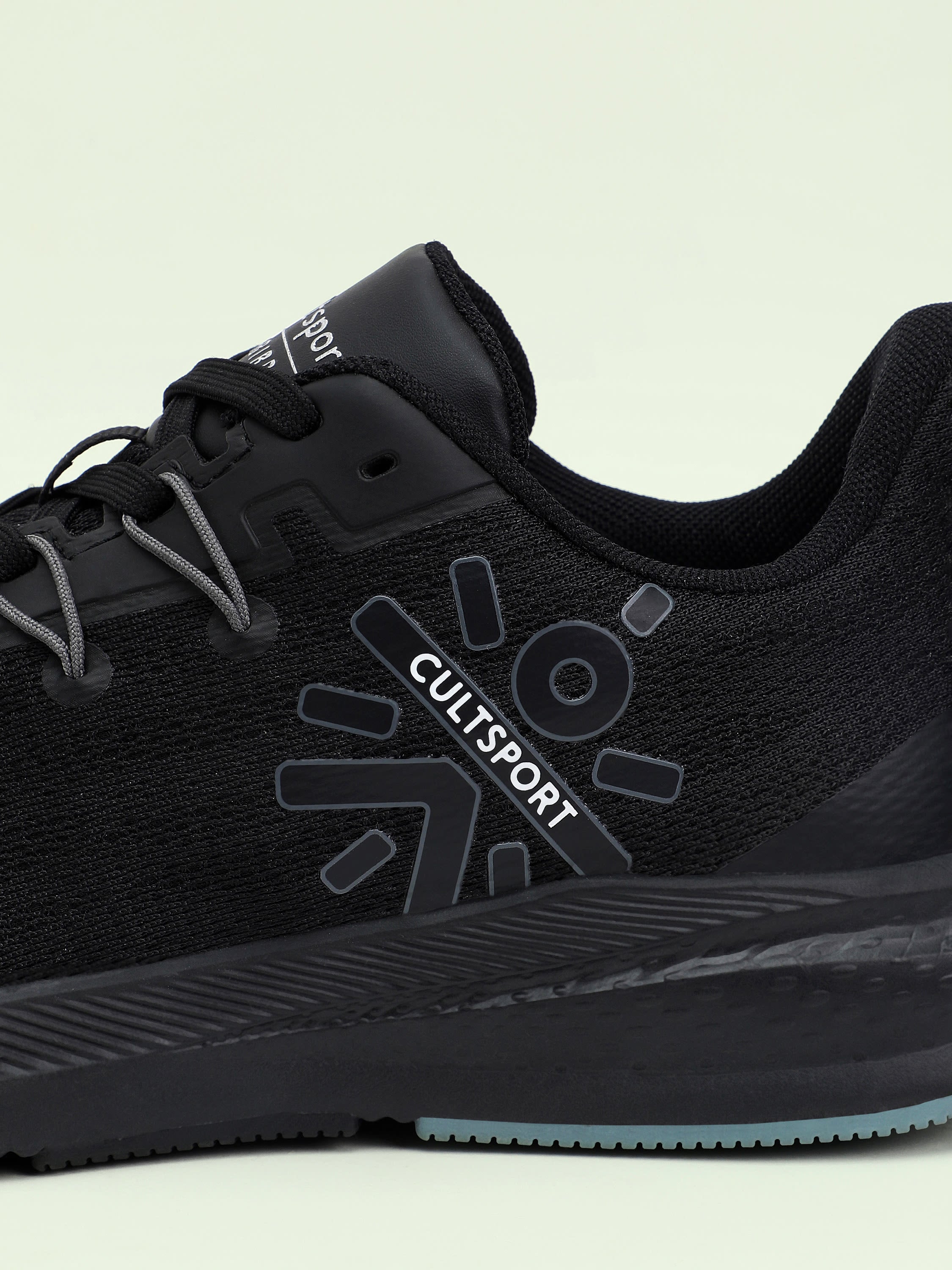 cult Firebird Men Running Shoes - Grey/Black