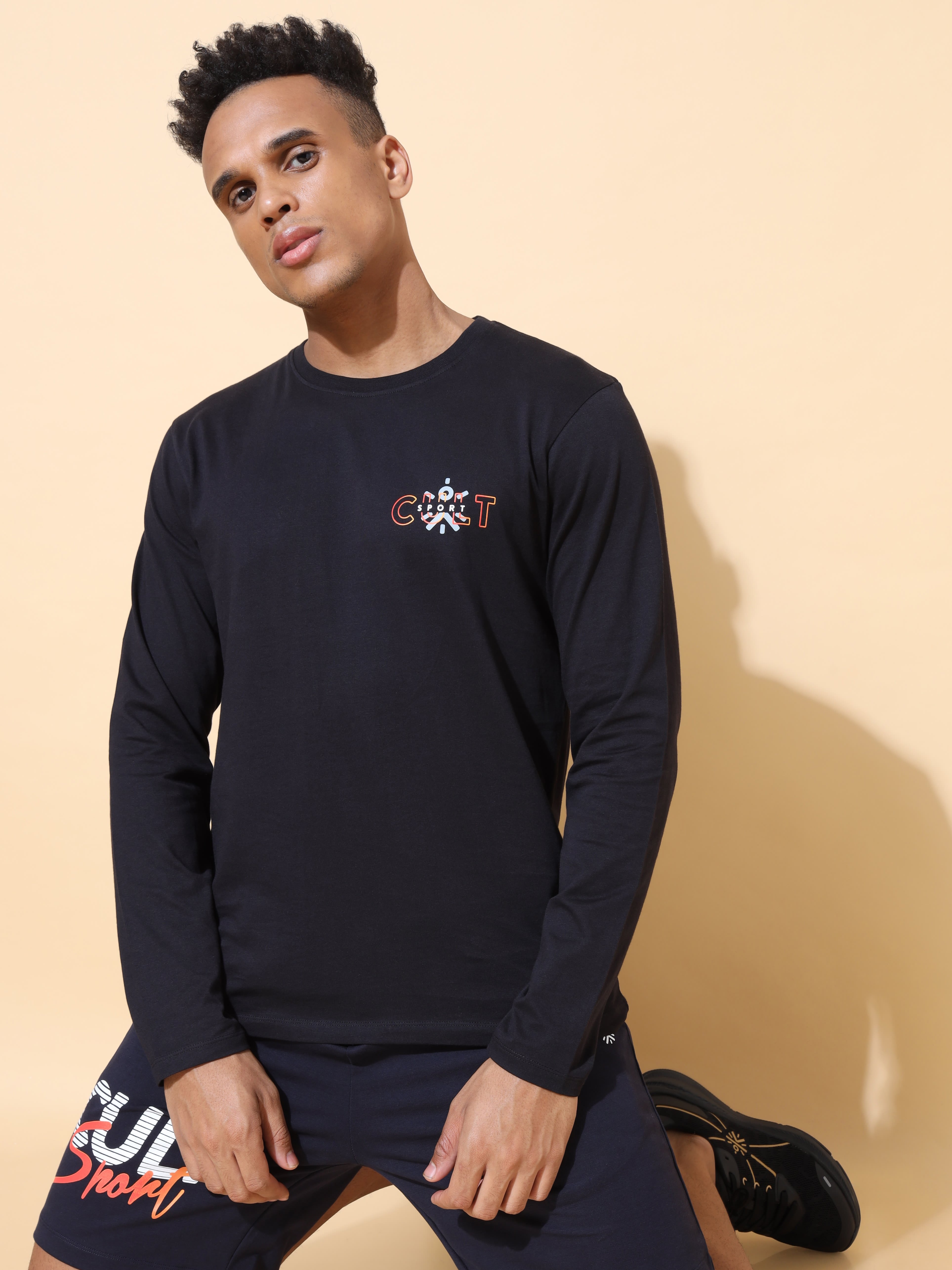 Solid Comfort T-shirt with Chest Graphic