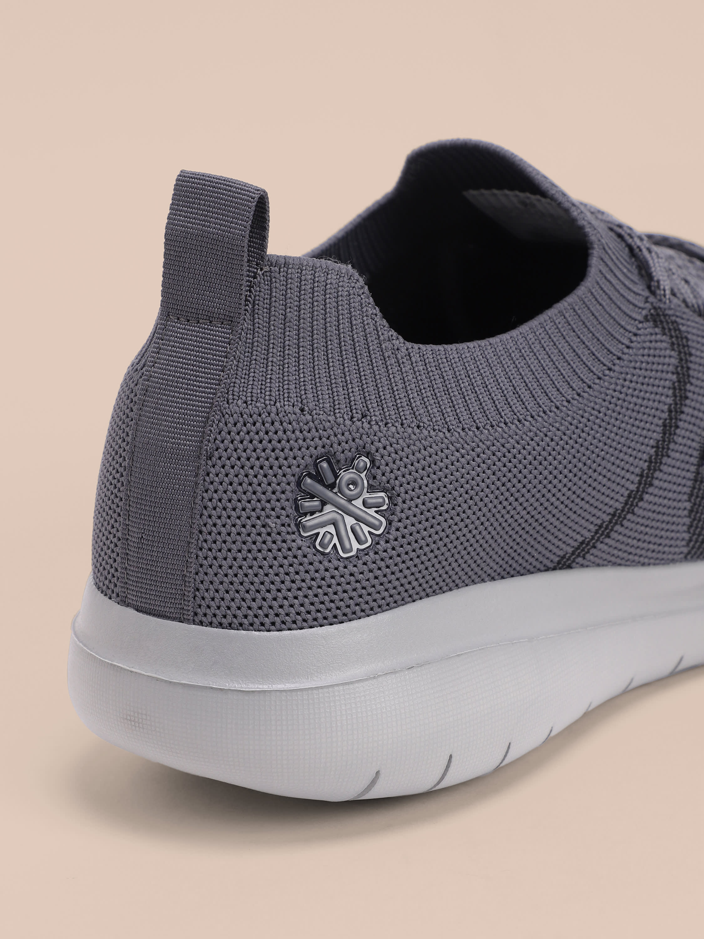 cult EZ+ Pace Men's Walking Shoes - D.Grey