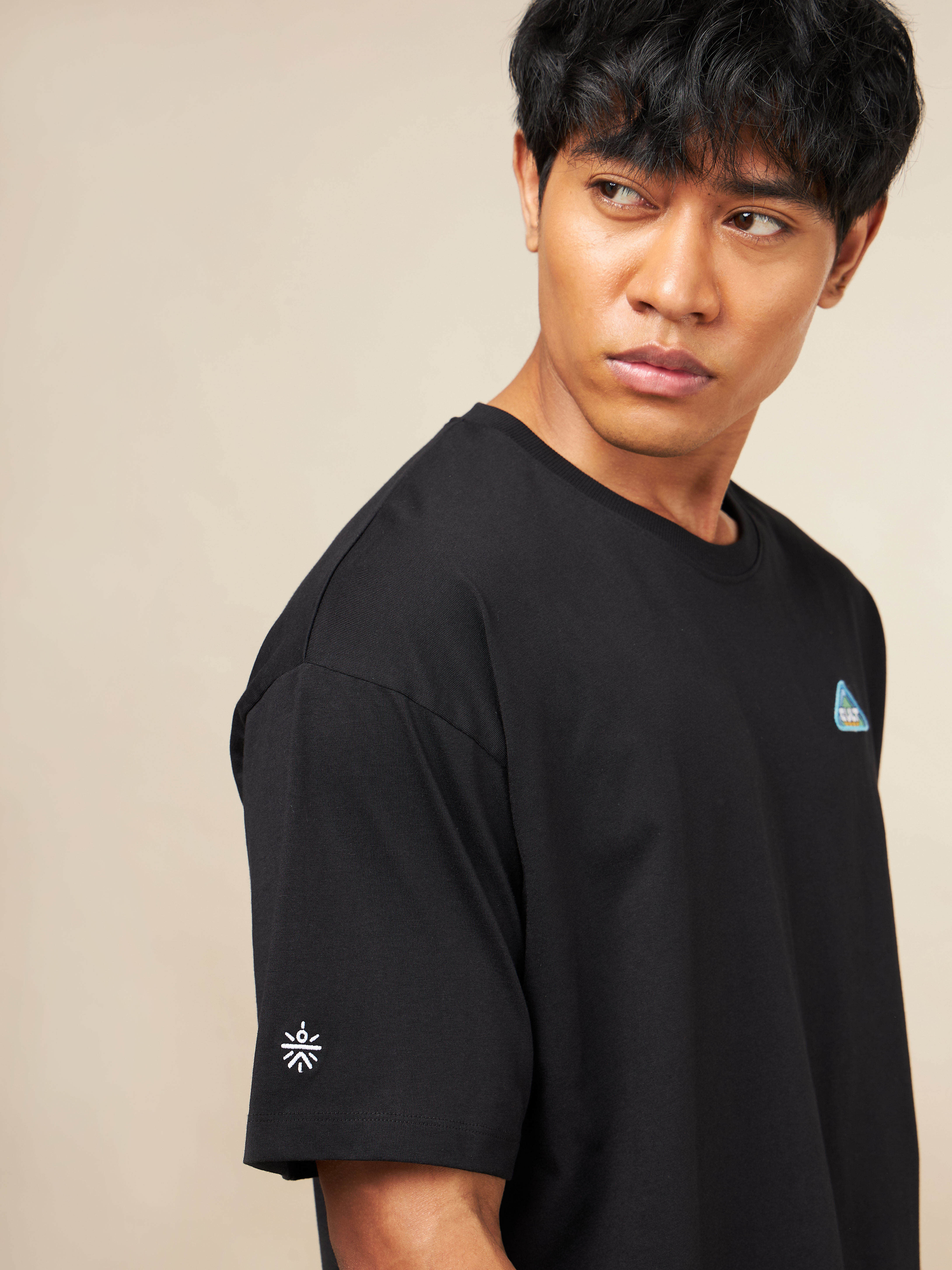 Men Black Cult Club Fan T-shirt