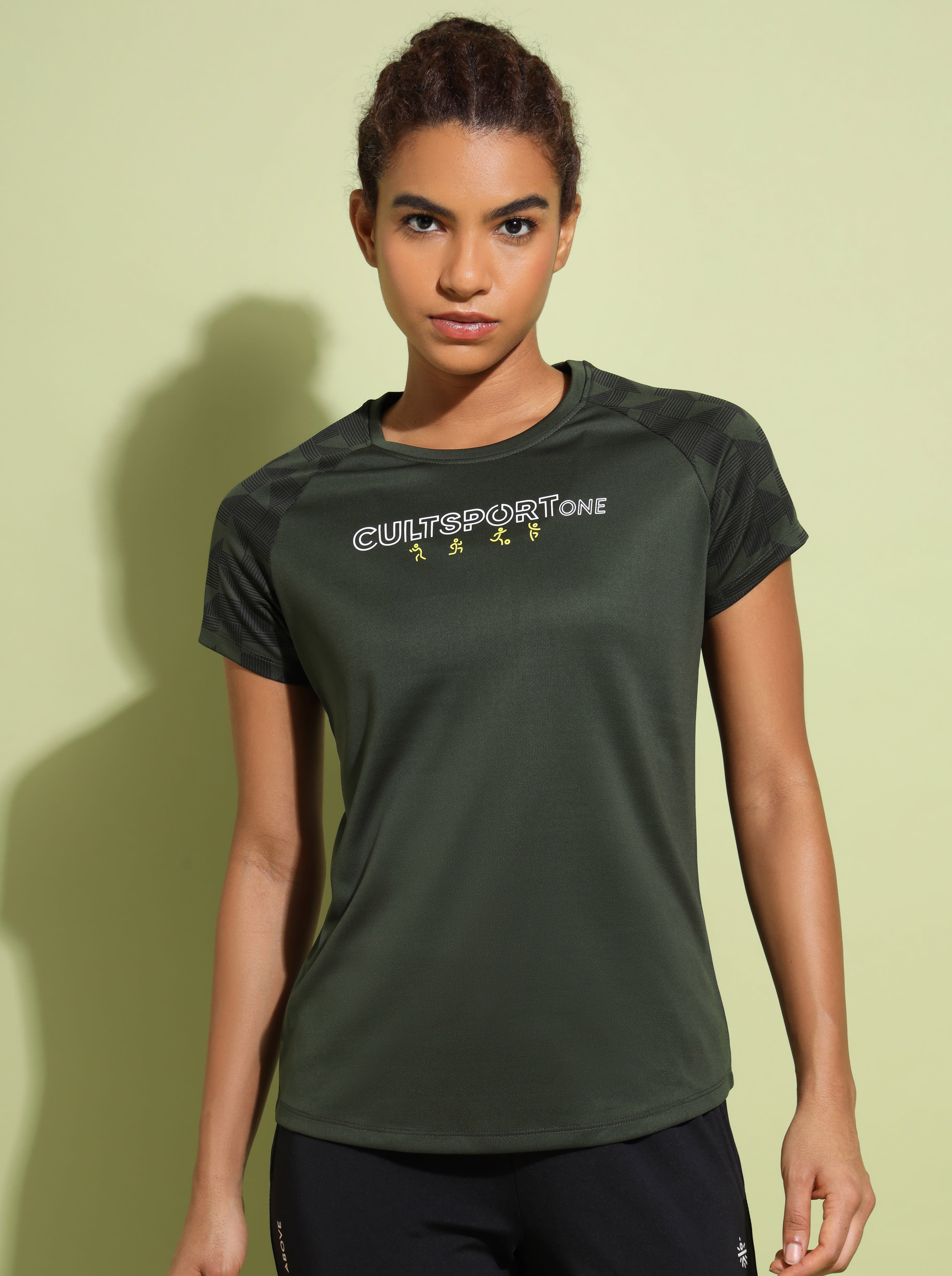 Raglan Sleeve Workout T-shirt