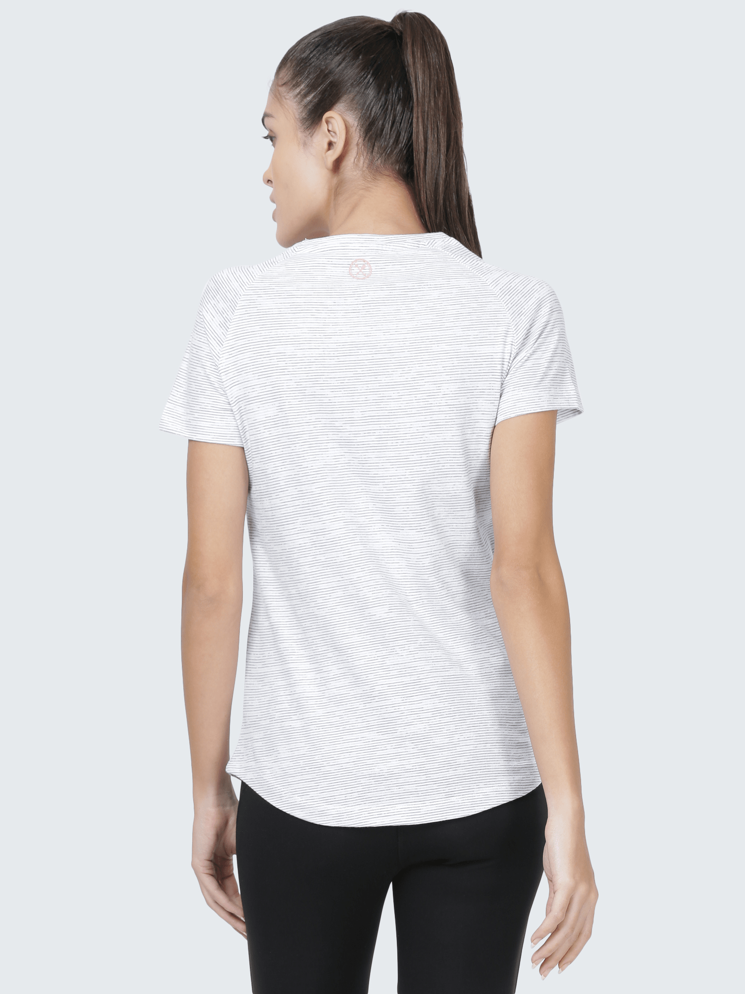 Signature Relax White Casual Tee