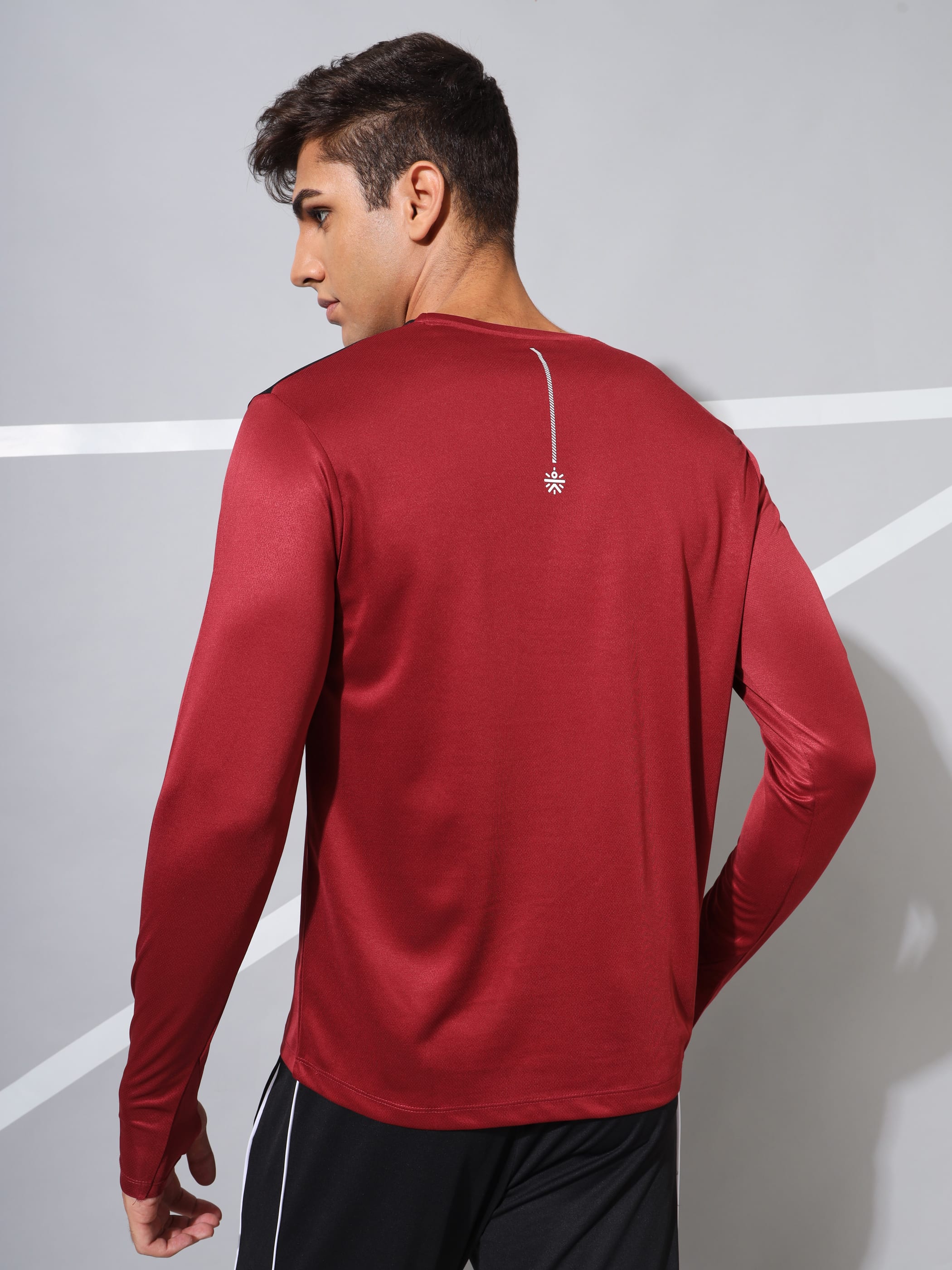 Colourblock Active T-shirt with Thumbholes