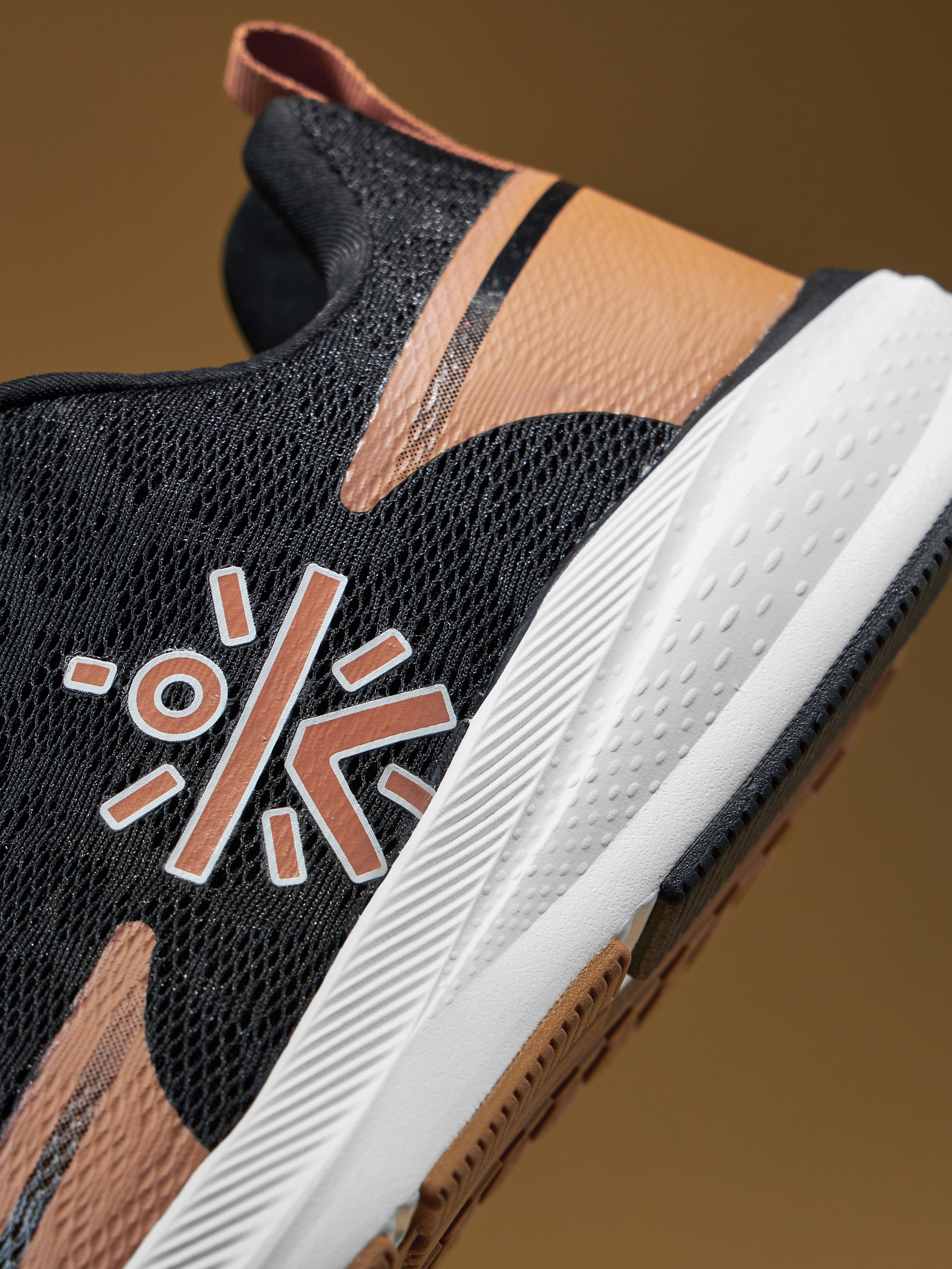 cult Windblazer Men Running Shoes - Black