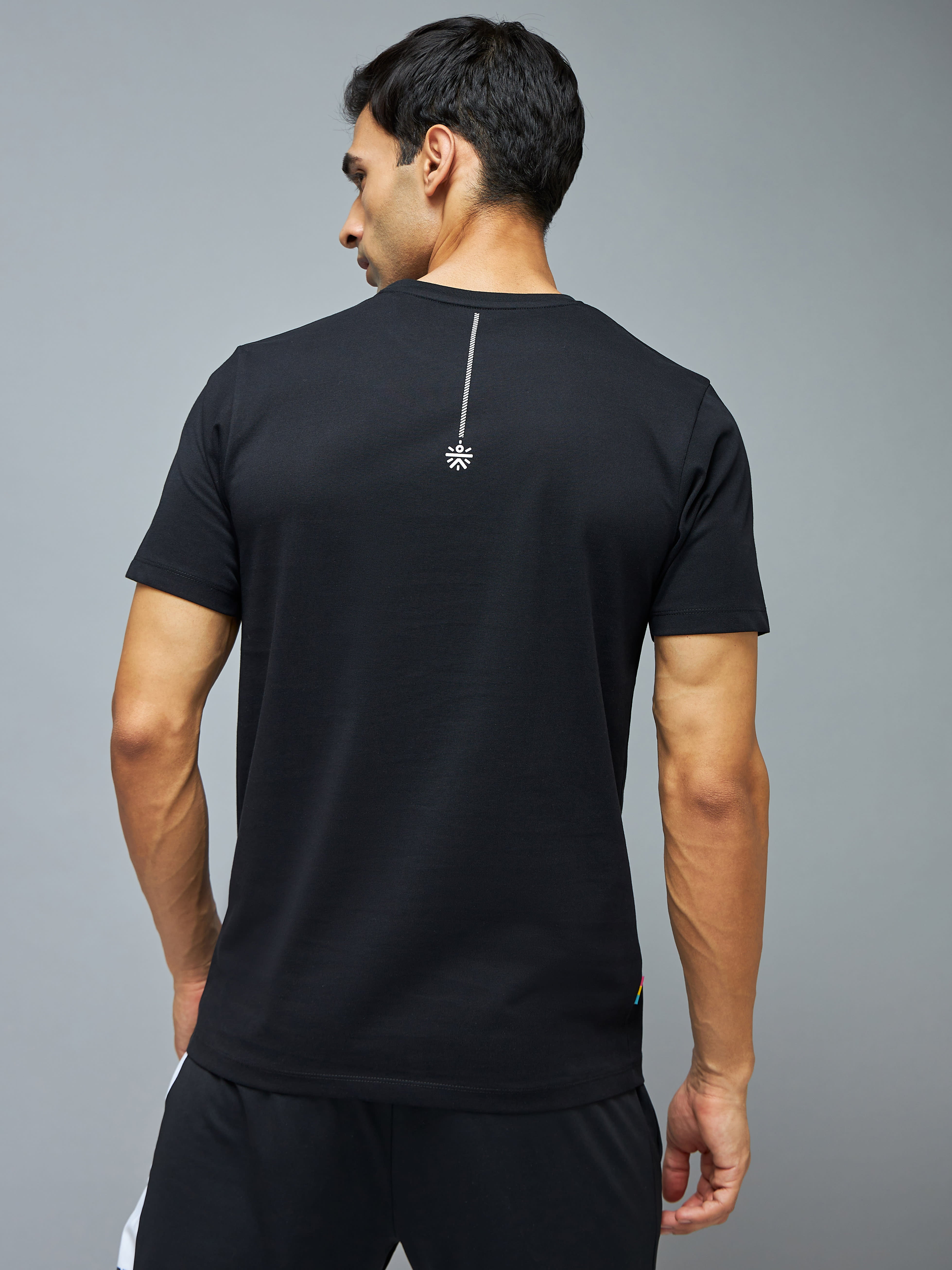 Signature Logo Graphic T-shirt