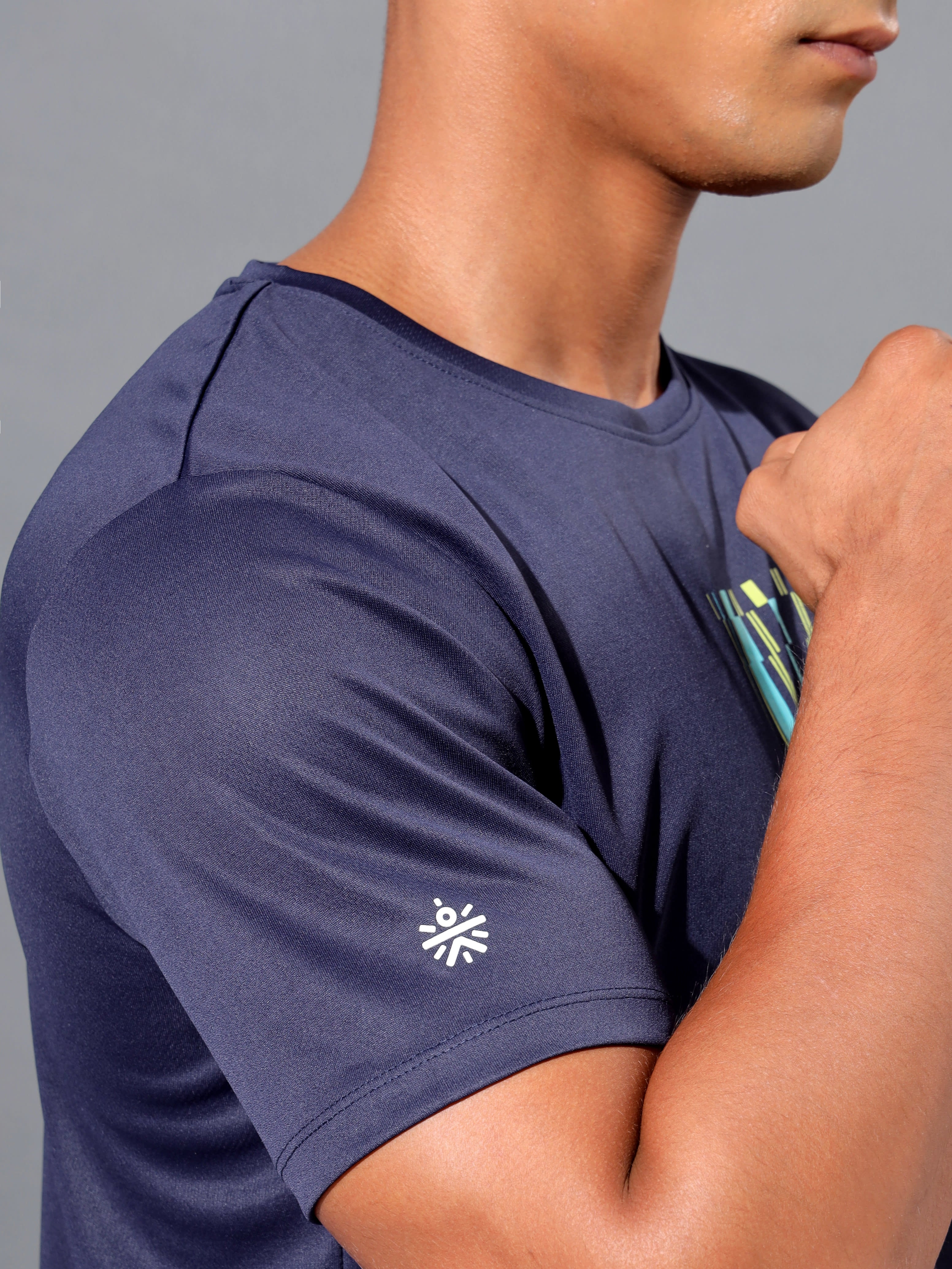 Active T-shirt with Minimal Graphic