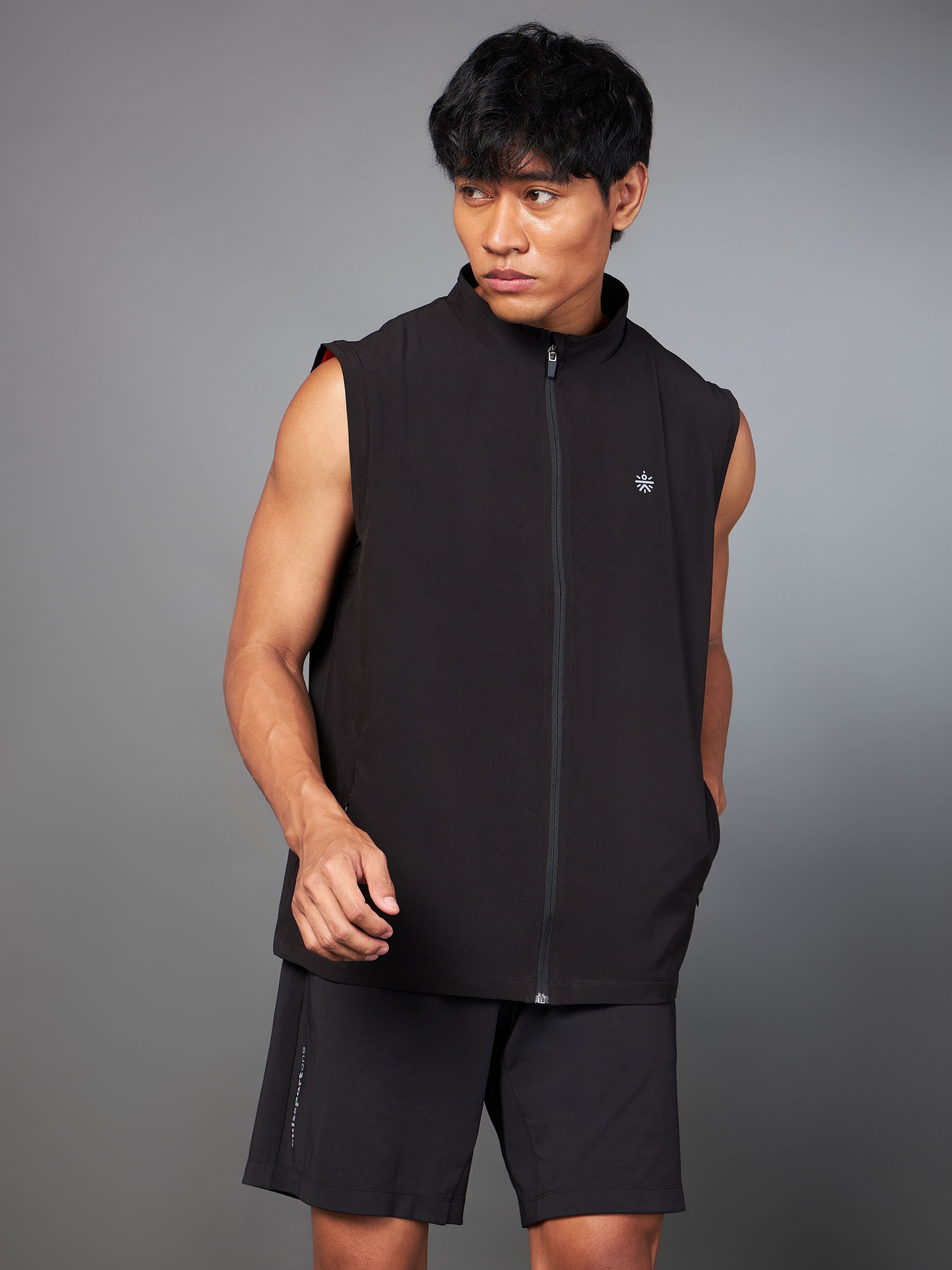 Dawn to Dusk Black Running Gillet
