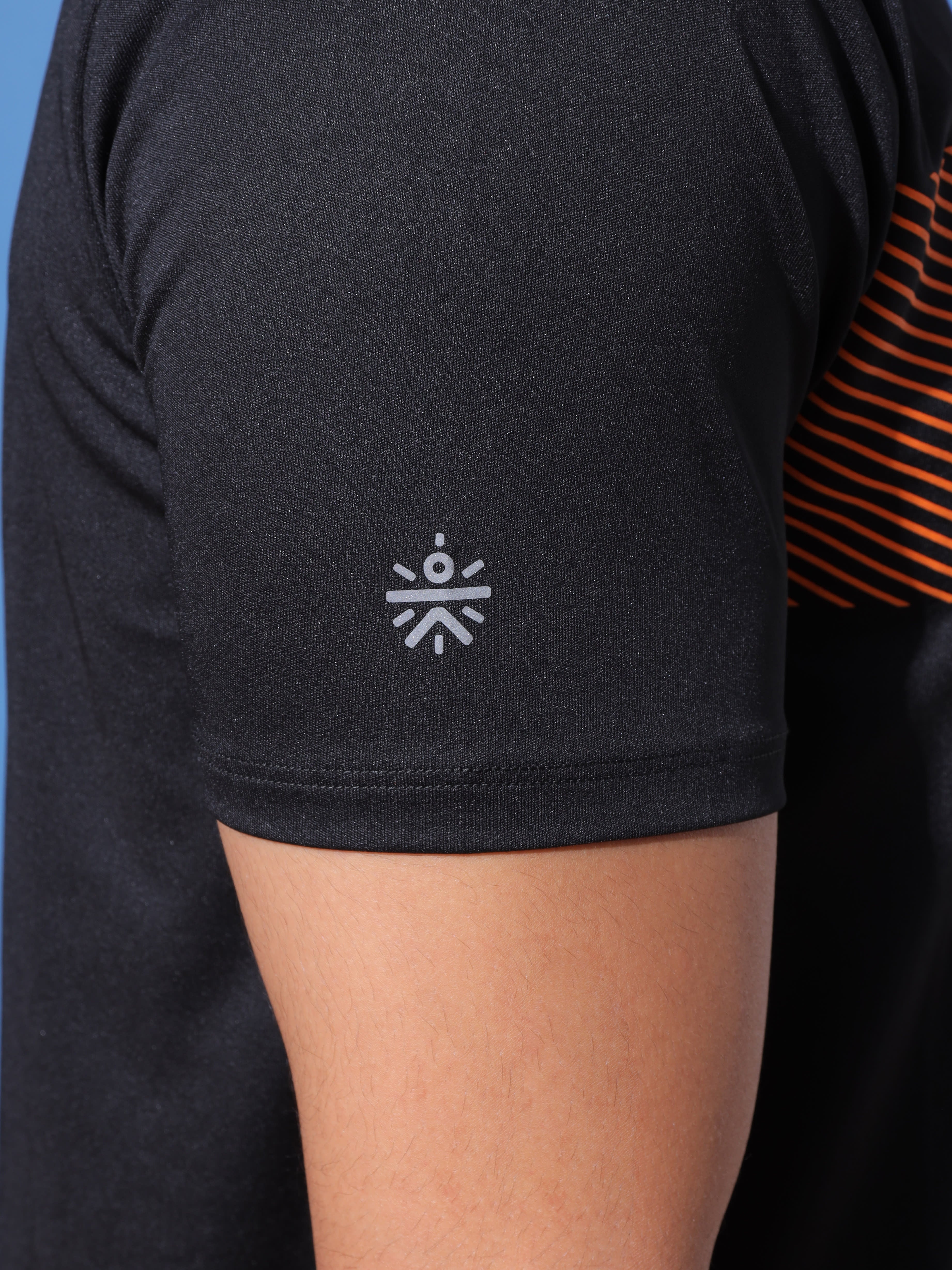 Signature Logo Graphic T-shirt