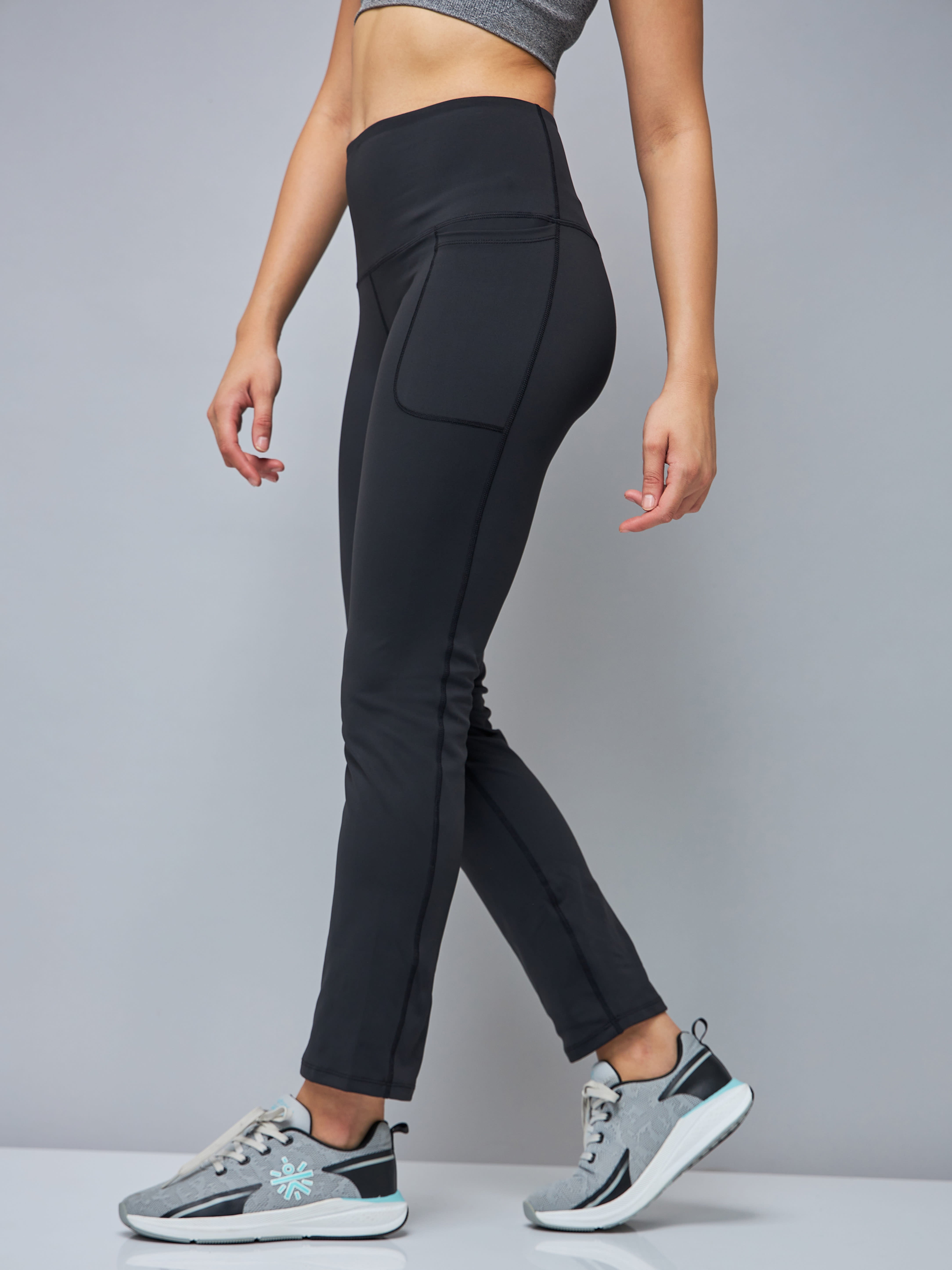 Black Solid High Waist Straight Pants with Pockets