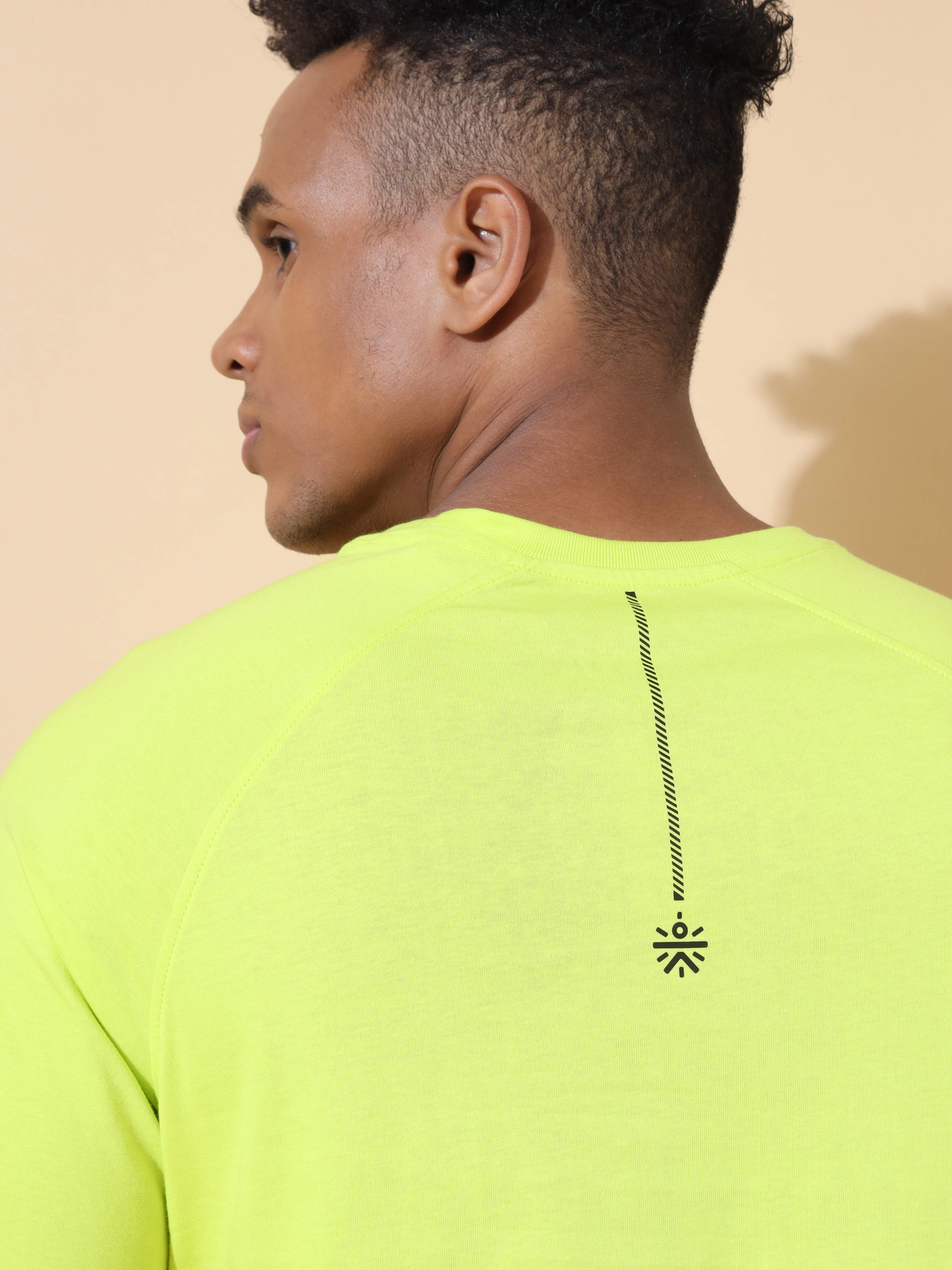 Raglan Sleeve Neon T-shirt