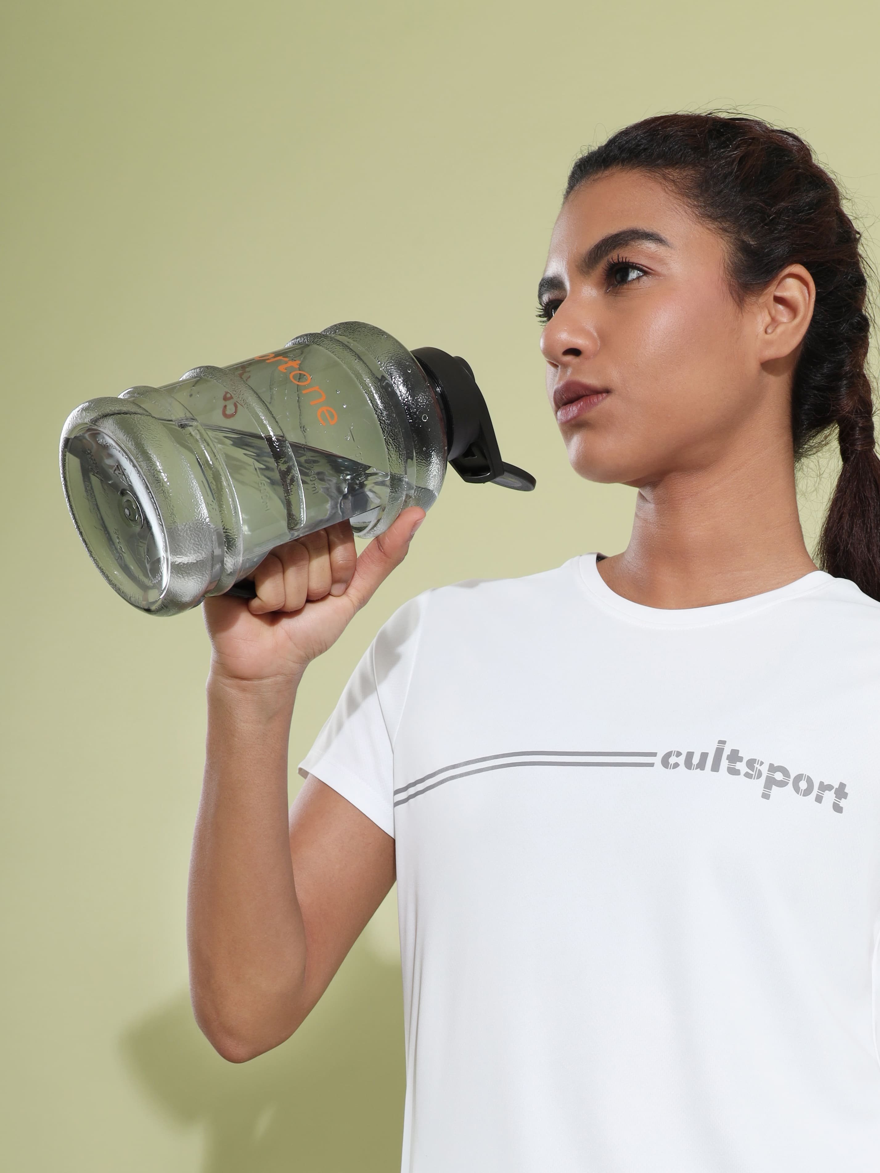 1.5 ltr Spill Proof Flip Top Shaker with Blender Ball