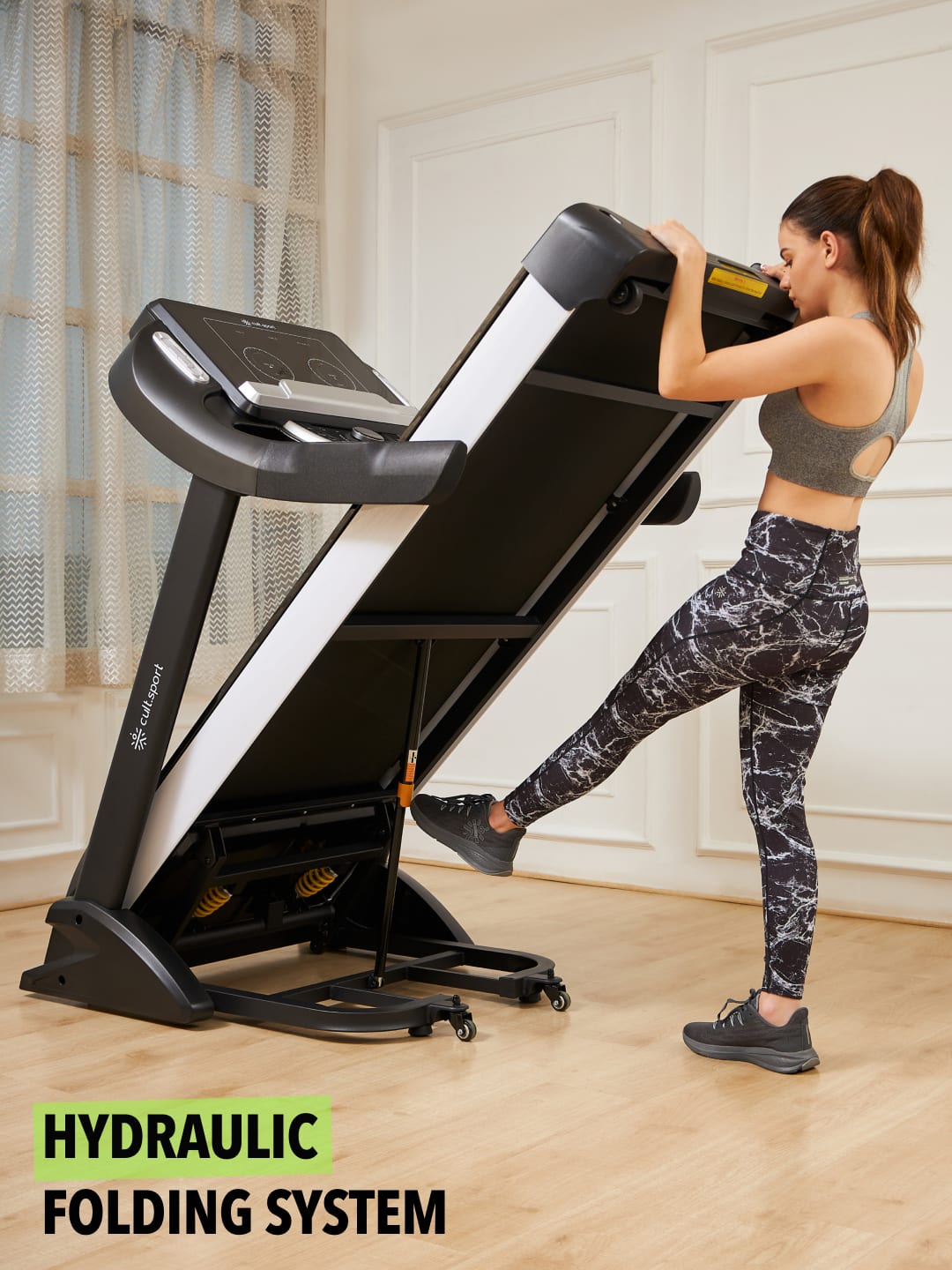 Smartrun Dallas 7 HP Peak Treadmill | 15-level Auto-Incline | Max Weight-150kg | Max Speed-20kmph (with 6 Months Extended Warranty)