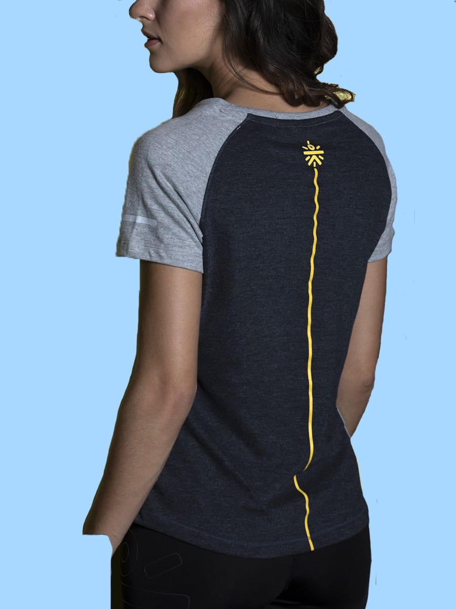 Women Vital Charcoal Snug Top