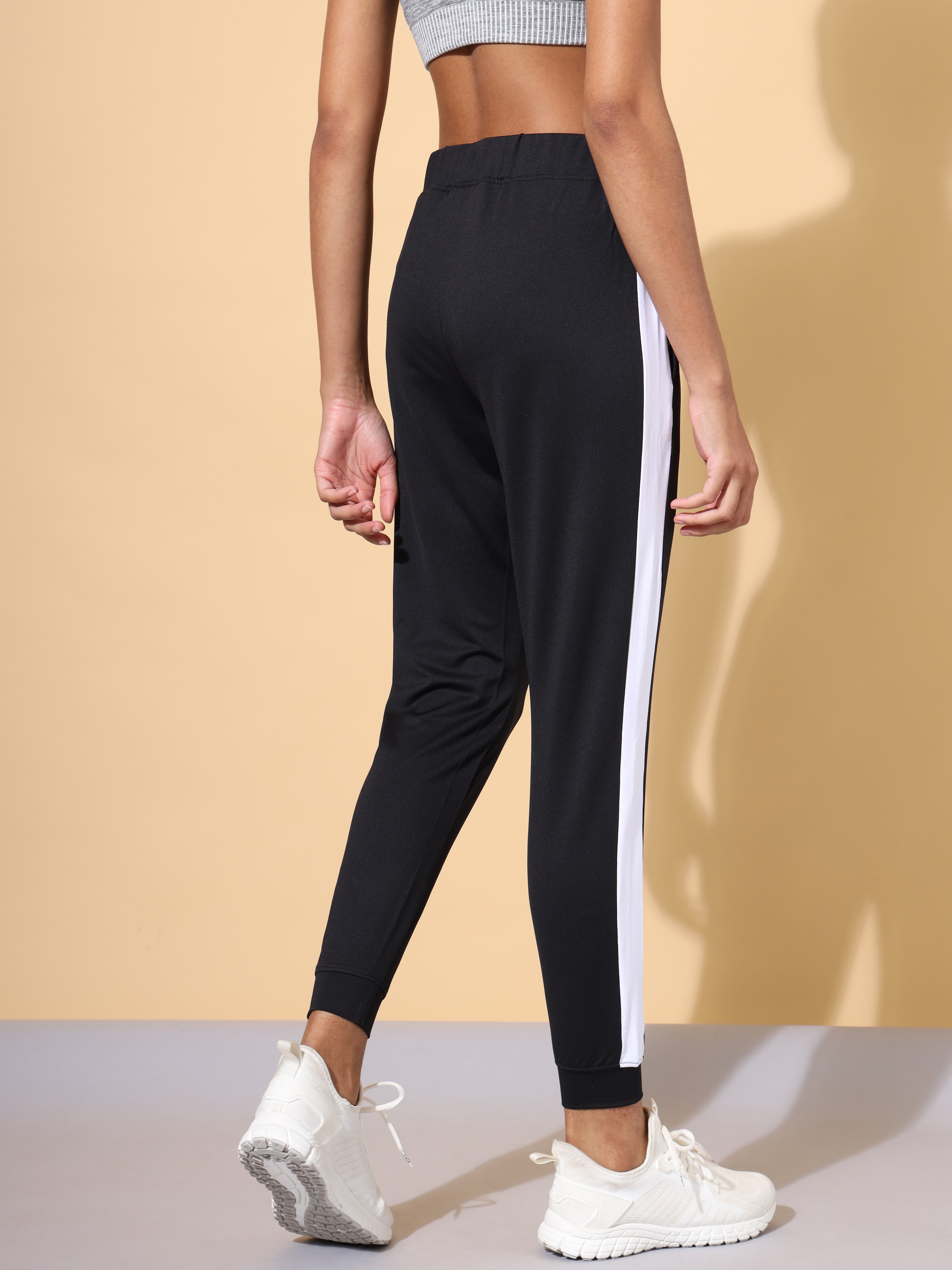 Gkgnjgwzwswnsbyycc9yfjhm