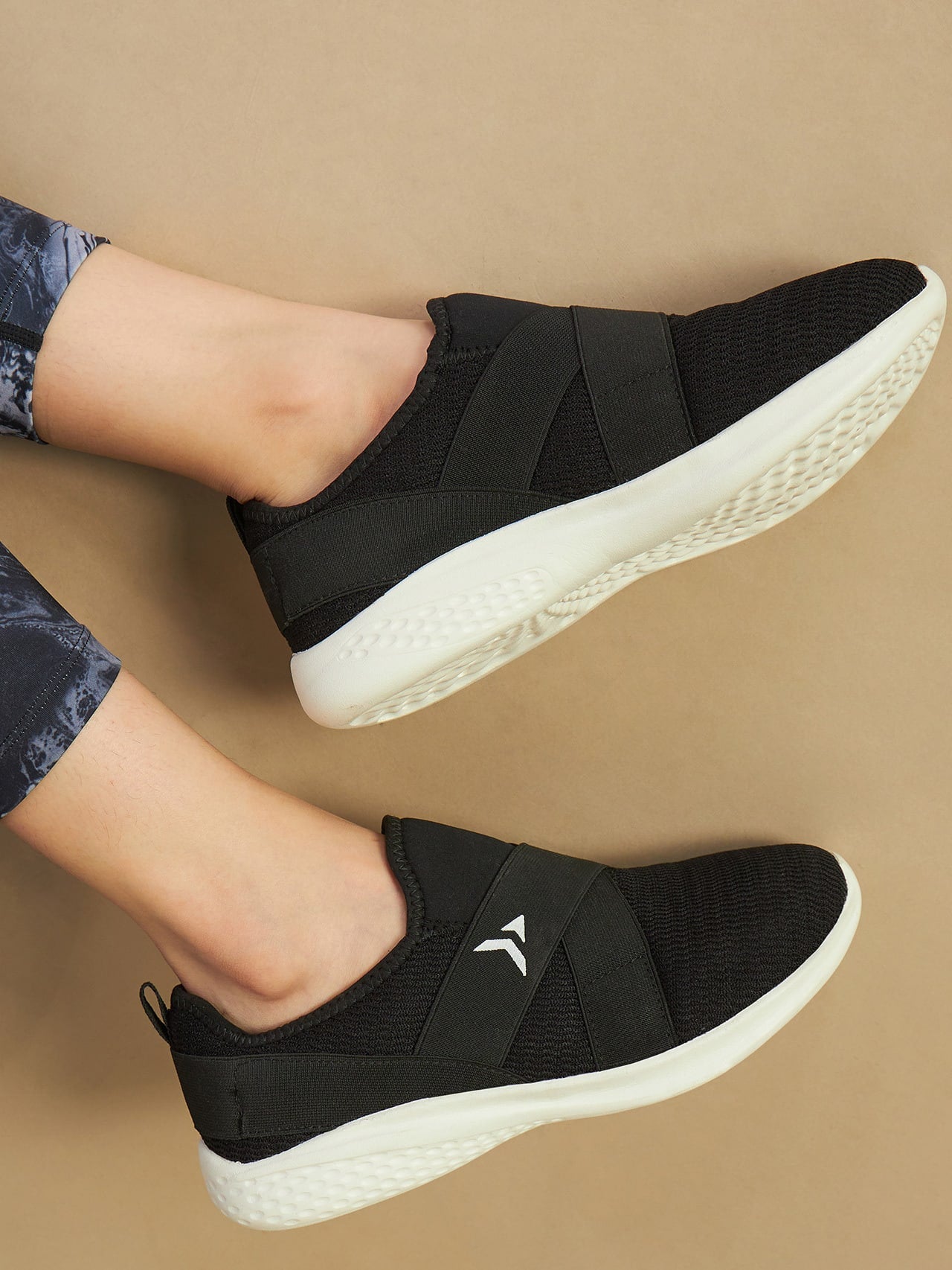 Gurdvffytwkjlmewsknsnkec