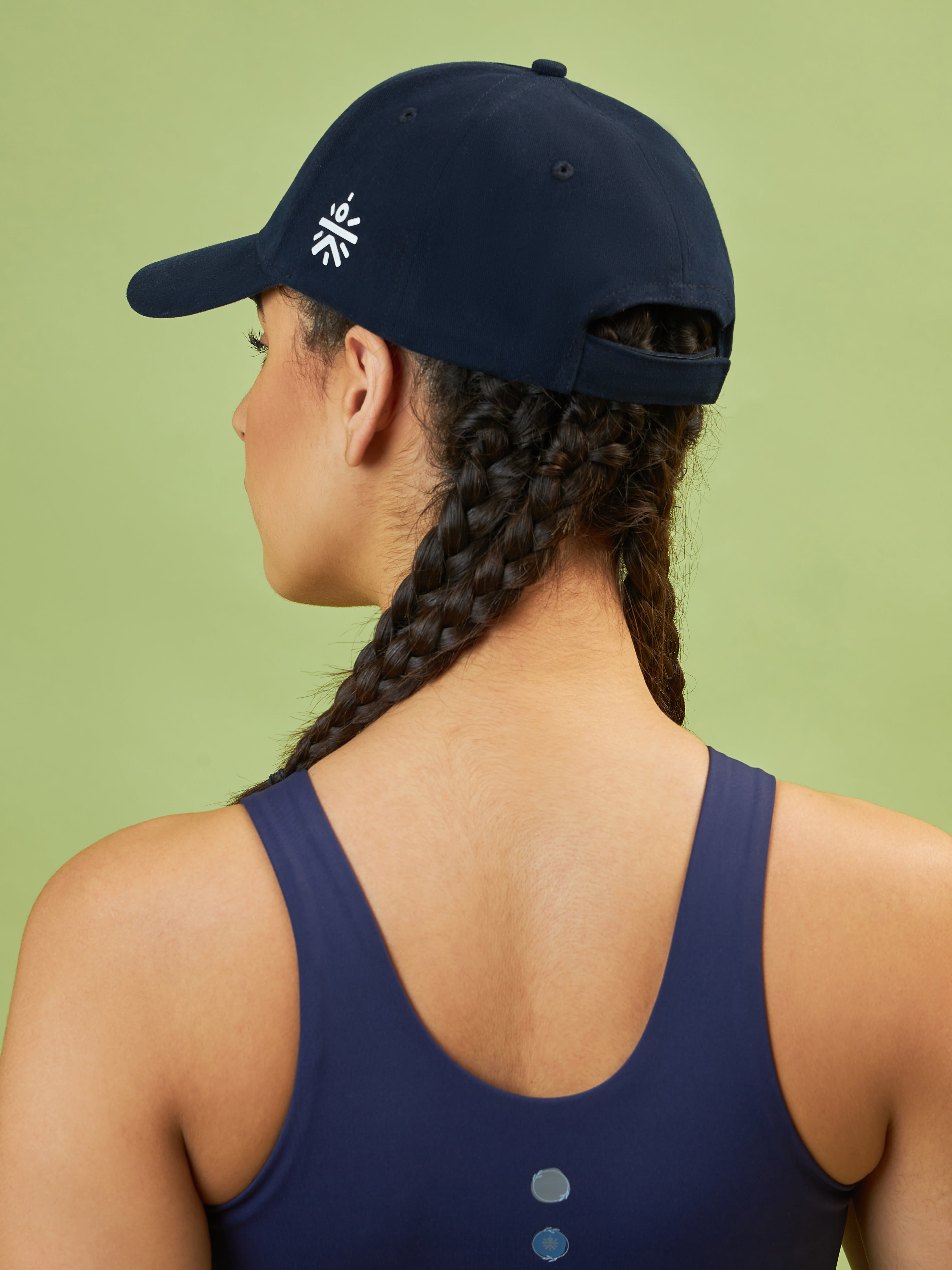 Stylish Cap for Men & Women UV Protection Lightweight & Breathable Fabric Adjustable Closure Comfortable Fit Ideal for Outdoor, Sports & Casual Use Black