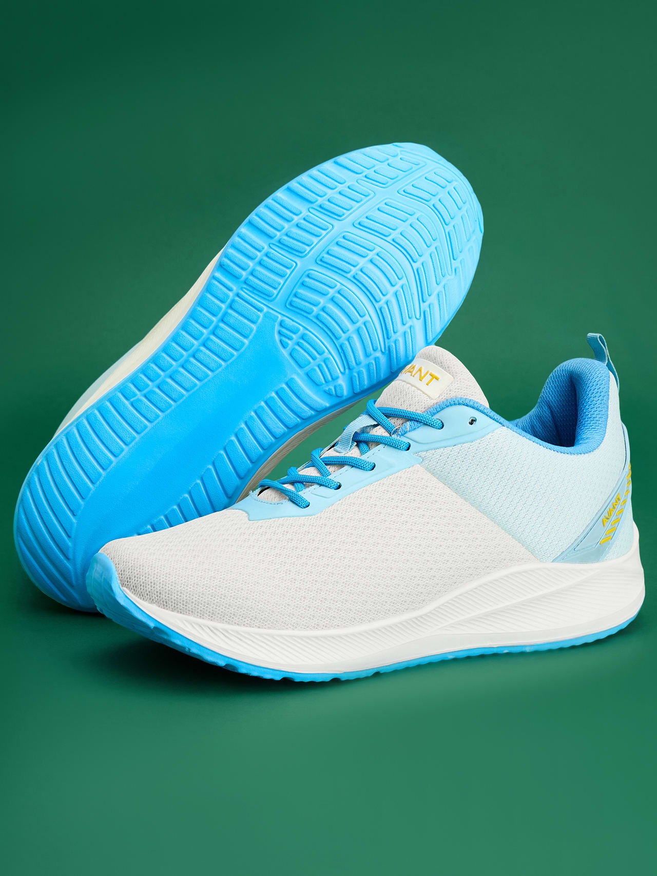 Avant Men's Racer Walking Shoes - Off White / Ice Blue