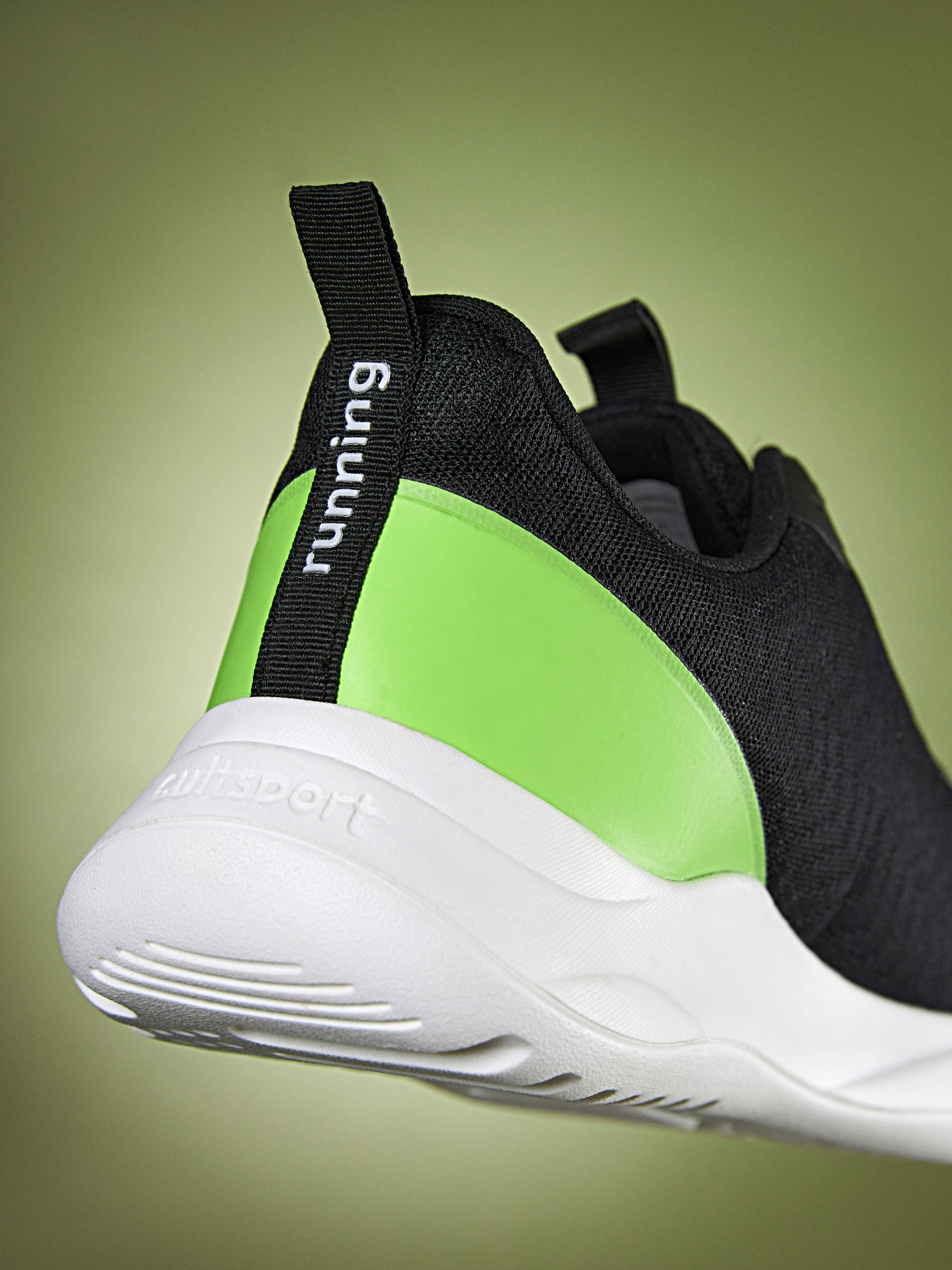 cult Racer Men Running Shoes - Black/Lime Green