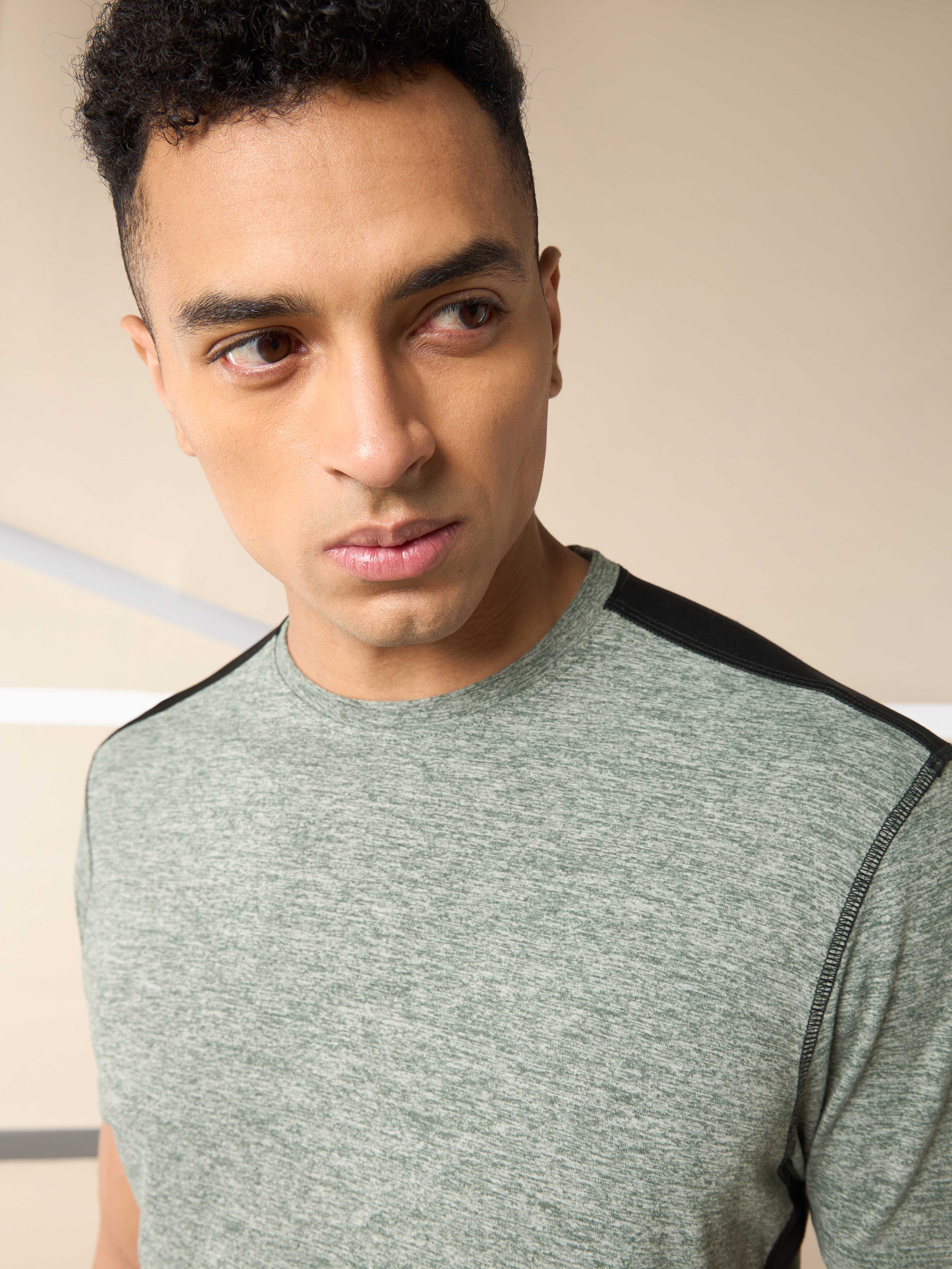 Men's Amp Up Performance Olive Comfortech T-shirt