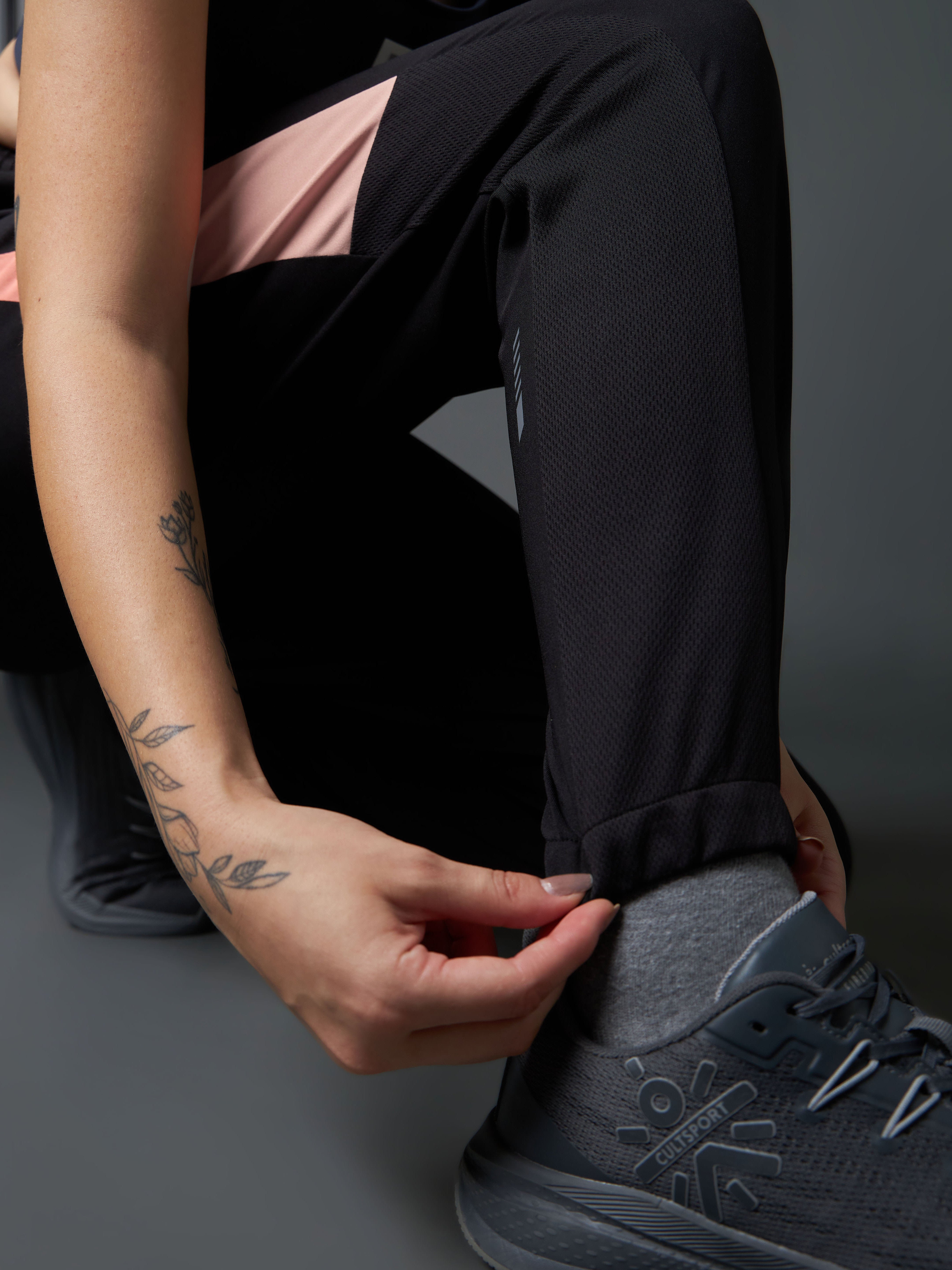 Paaqrr1wpaudpv8vyuttrtpy