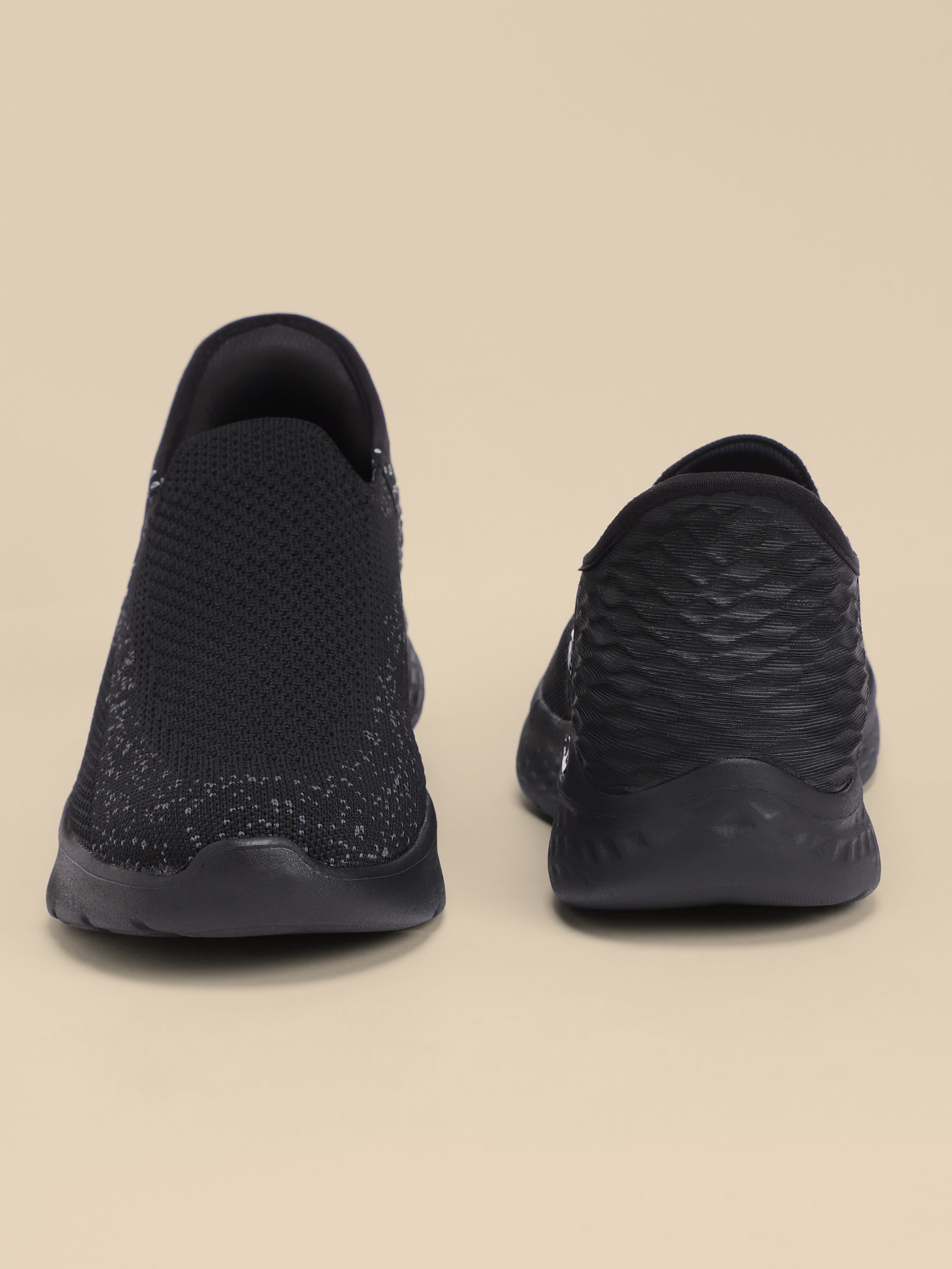 cult EZ+ Flow Women's Walking Shoes - Black