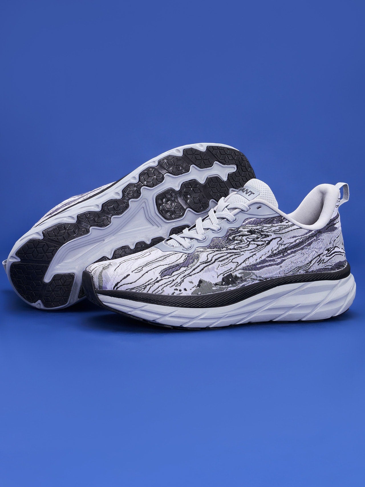 Avant Men's Storm Running Shoes- Grey/Black