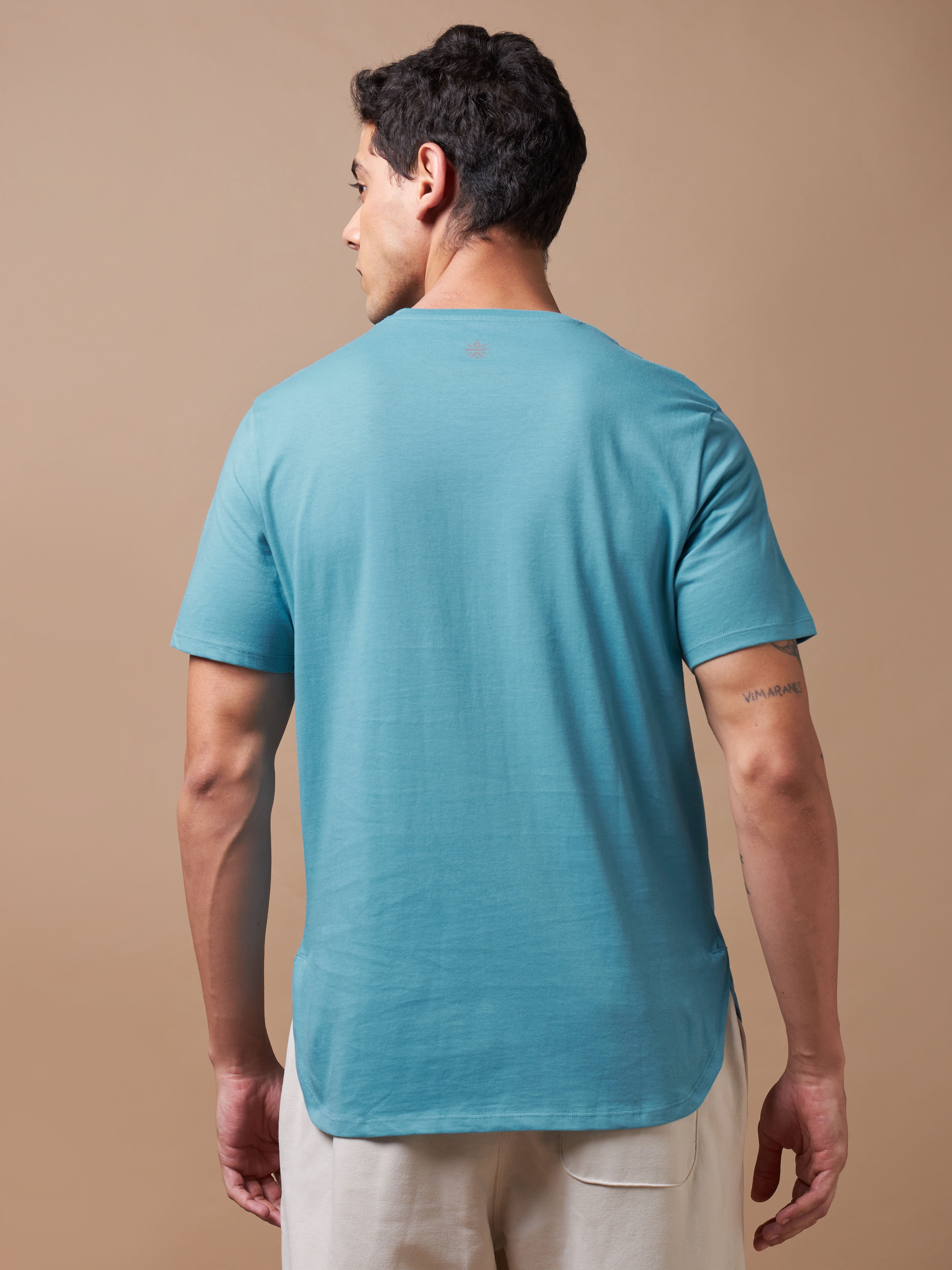 Yogi Essential T-shirt