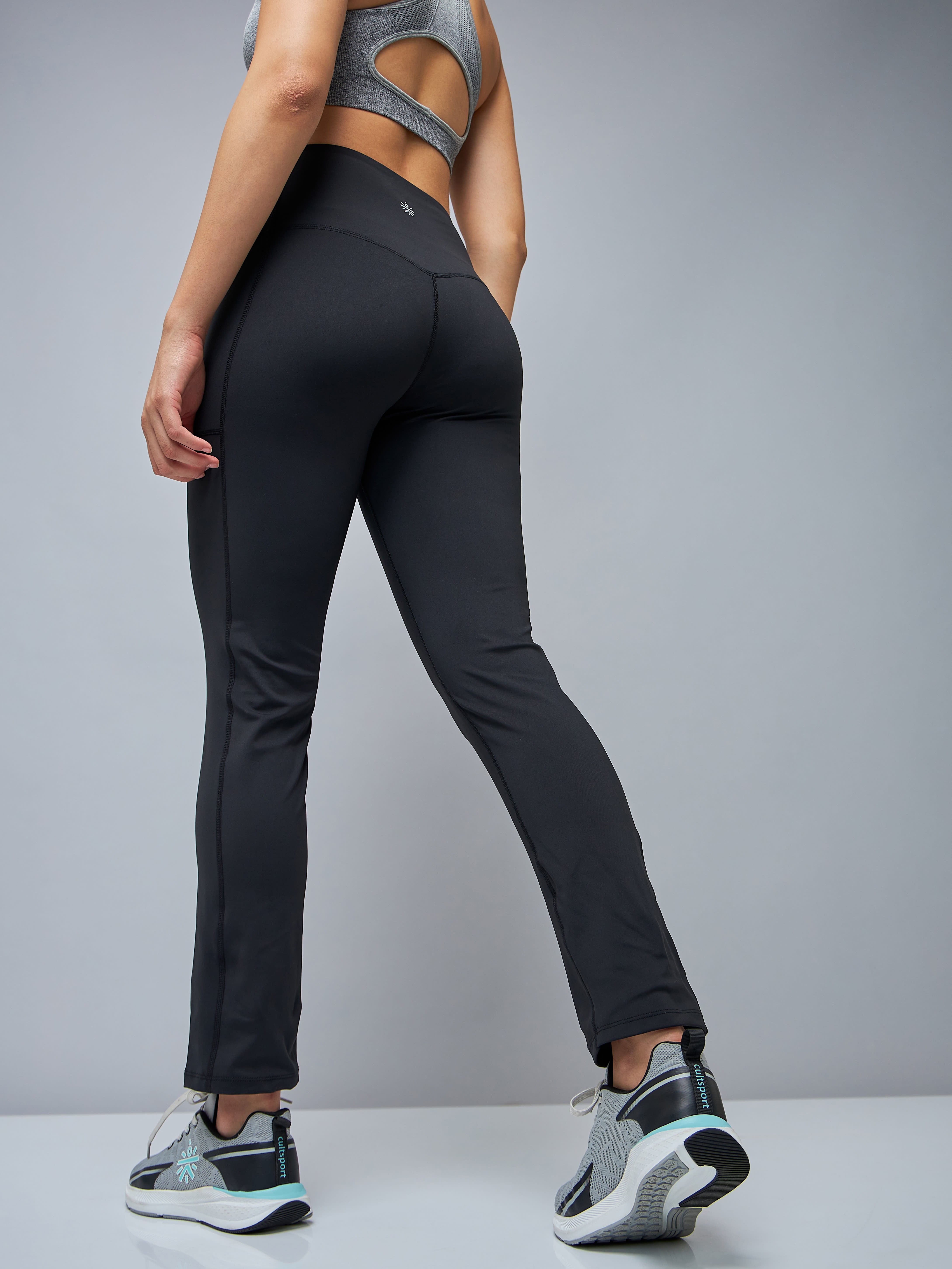 Black Solid High Waist Straight Pants with Pockets