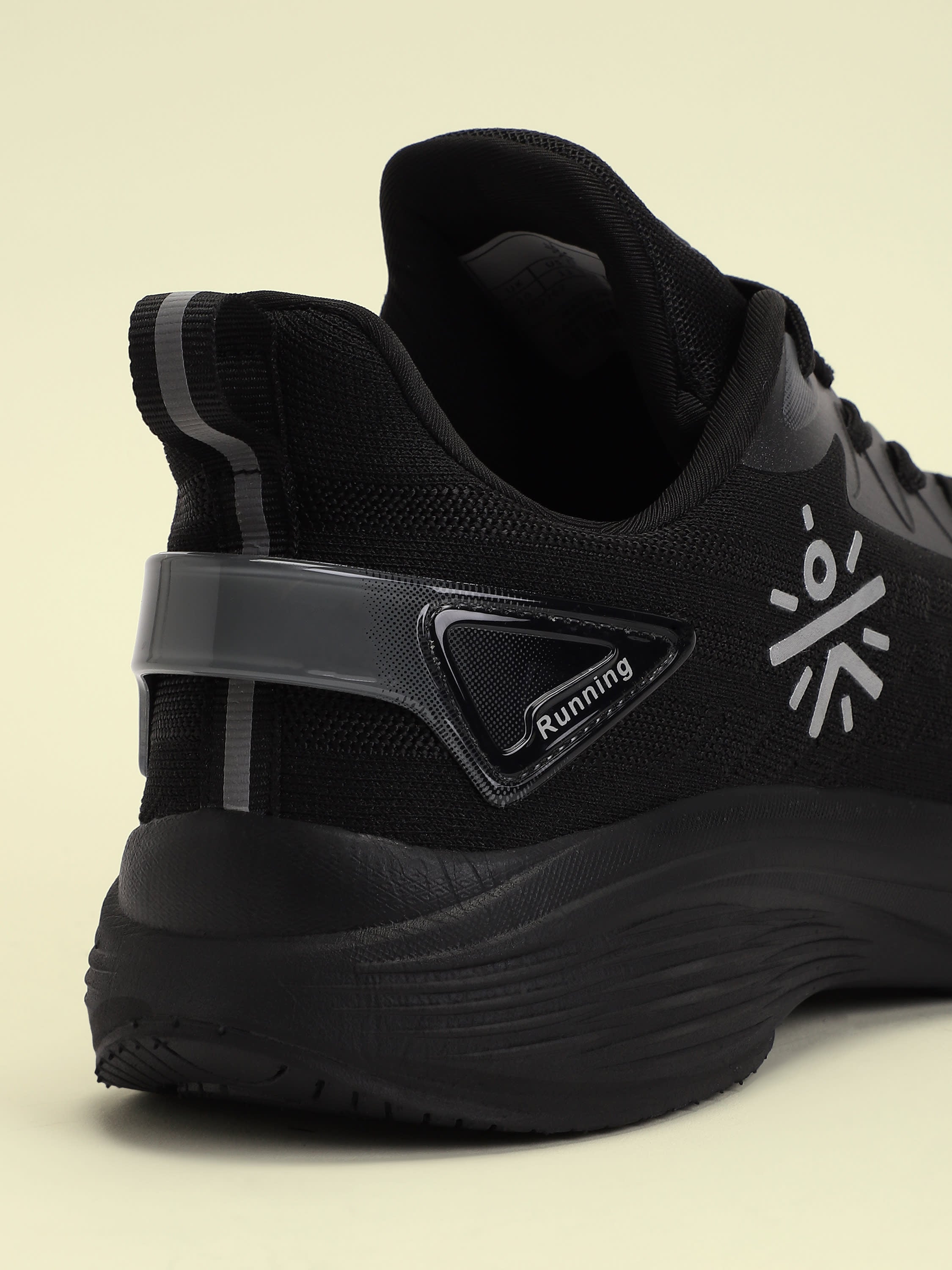 cult Active Men Running Shoes - Black