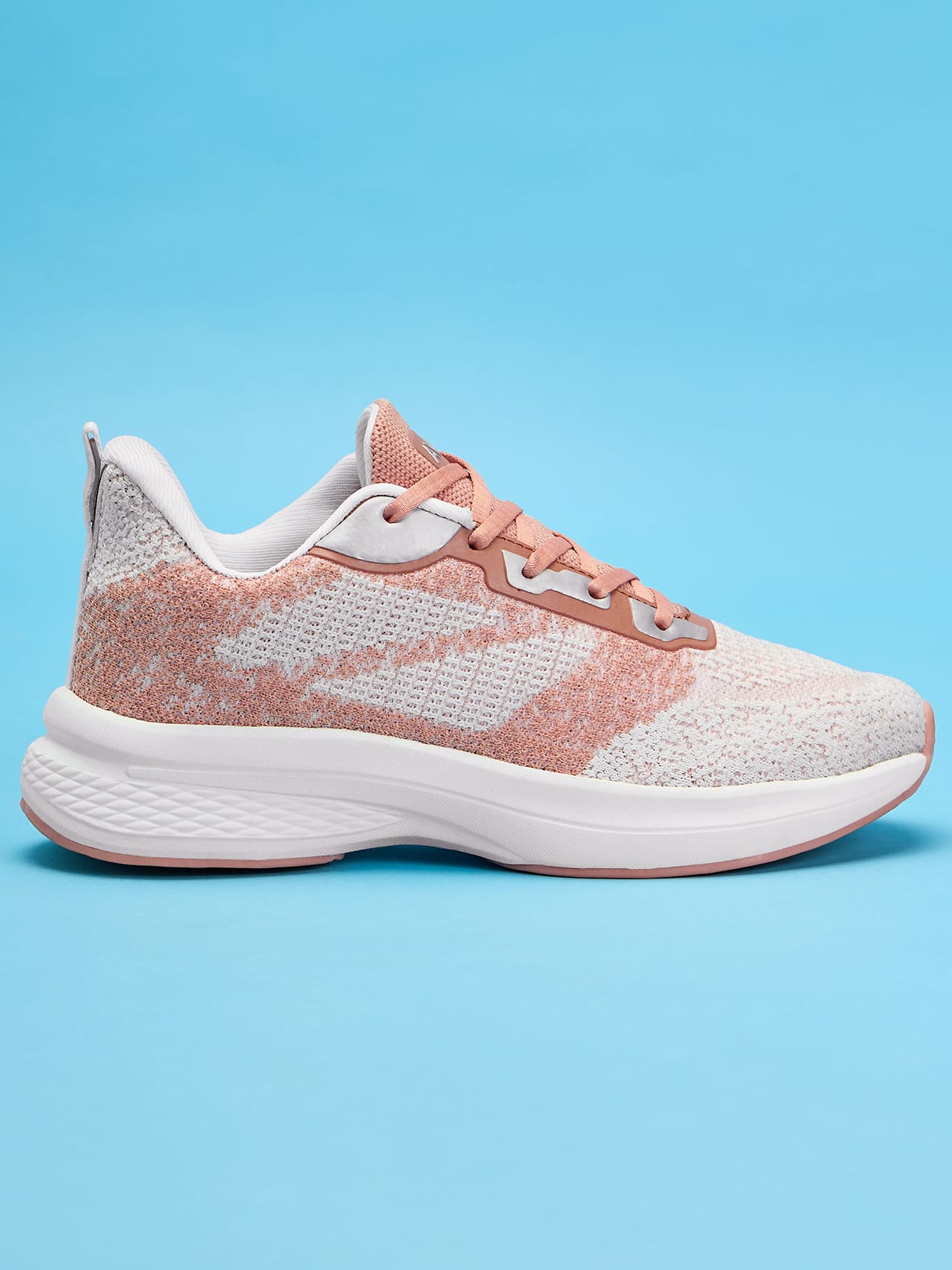 Avant Women's MagiX Running shoes-Mustard / White