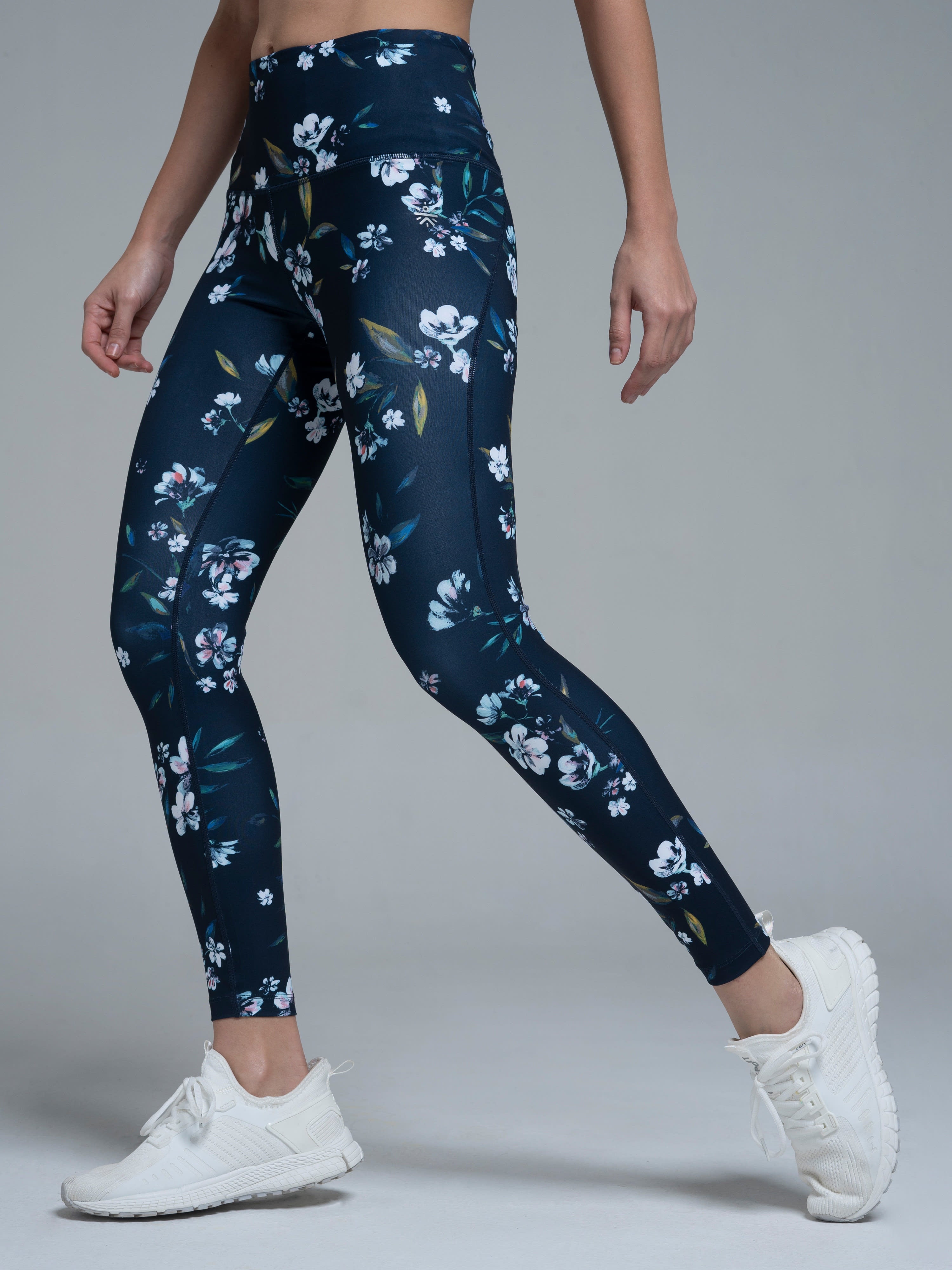 Sfnrjd6x6gr5axpkrn5h3q1e