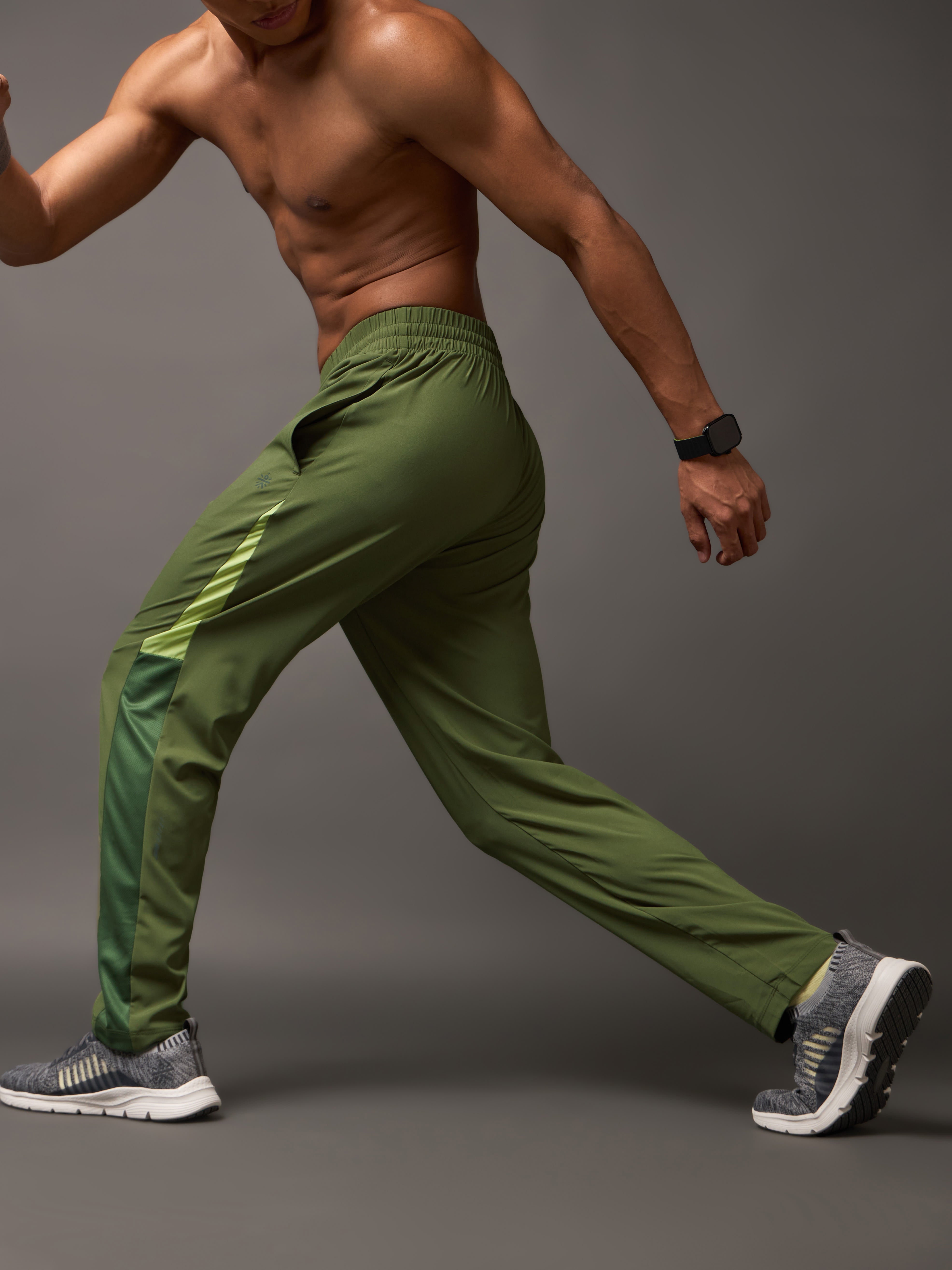 Run Booster Trackpants