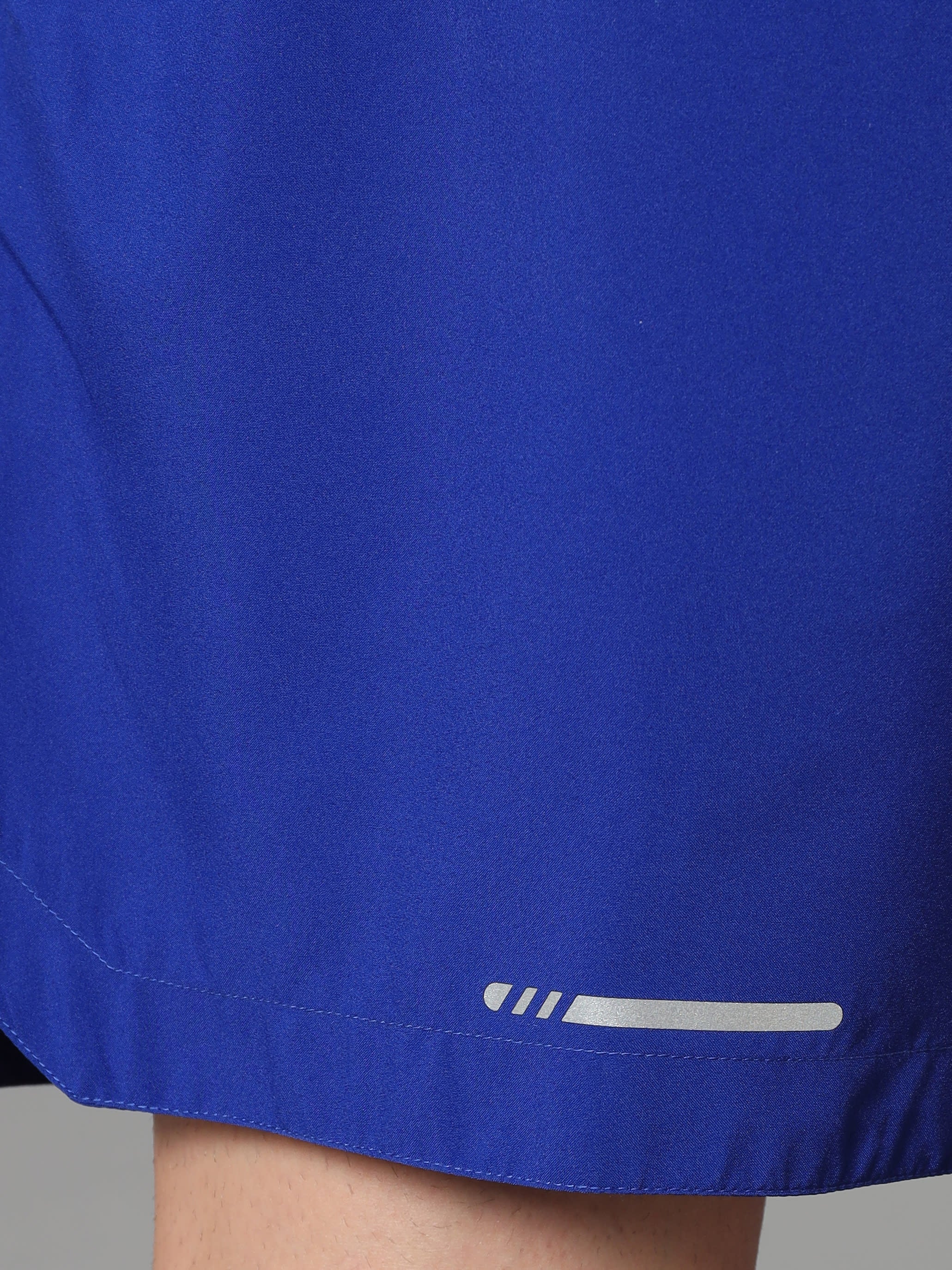 Uiusxezndyhboemdbkfdqcgu