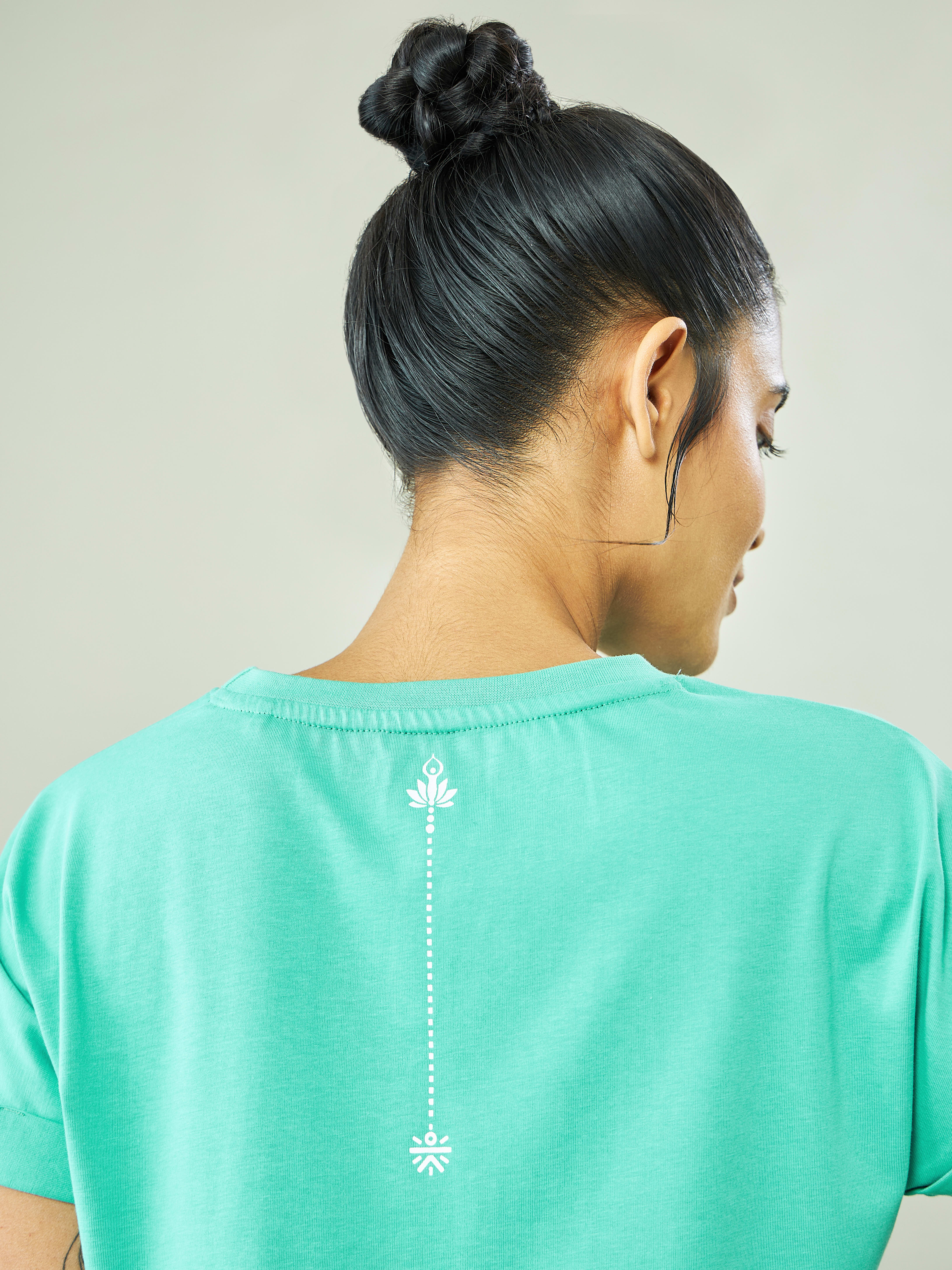 Graphic Print Yoga Crop Top