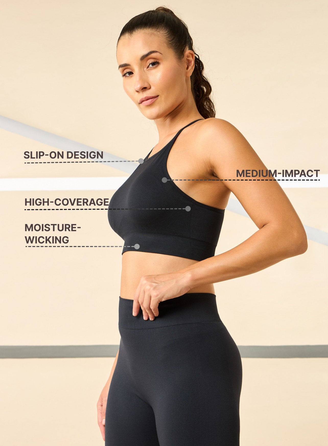 Black Seamless Medium-Support High-Coverage Sports Bra
