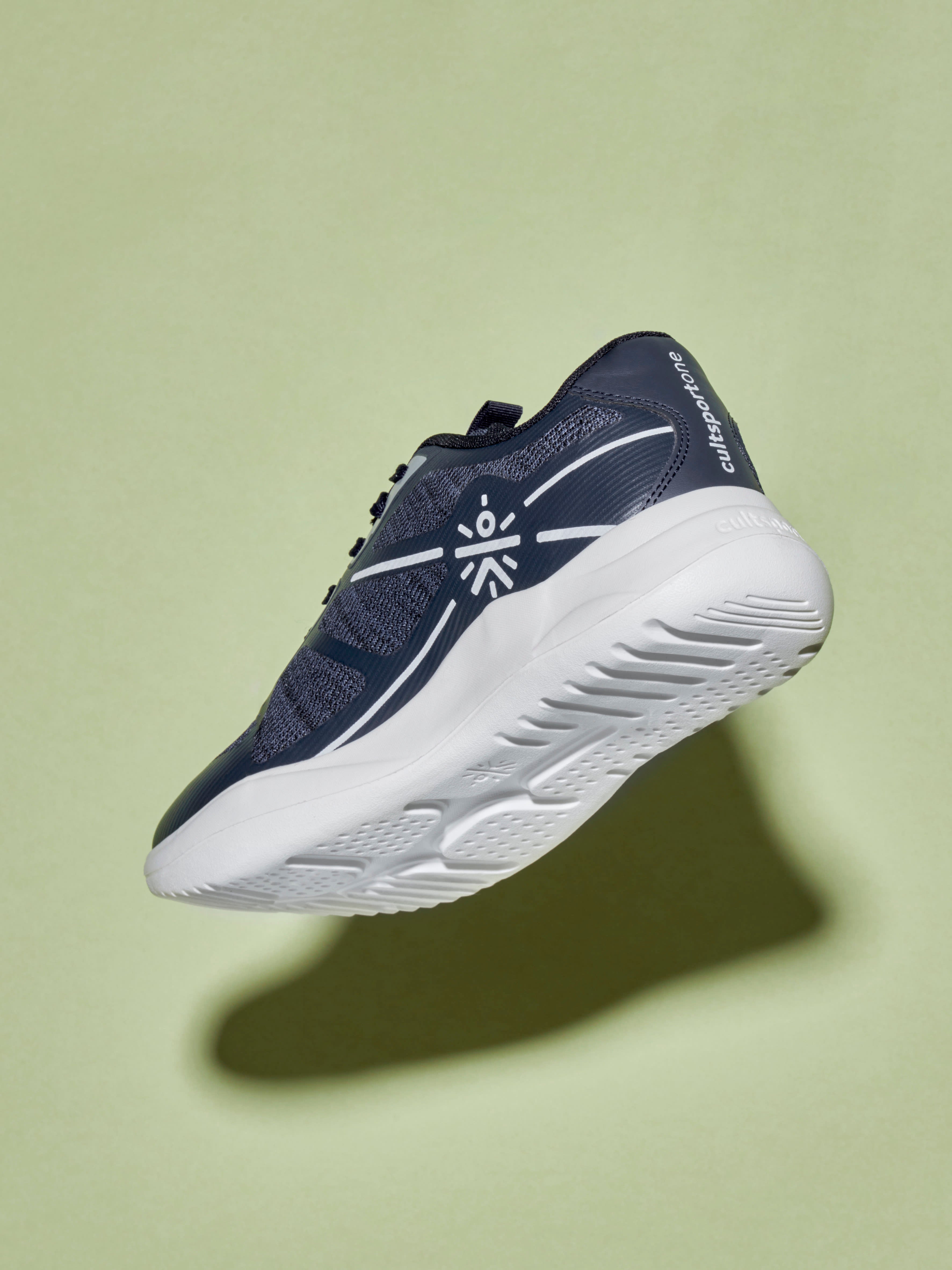 cult Discovery Men Running Shoes