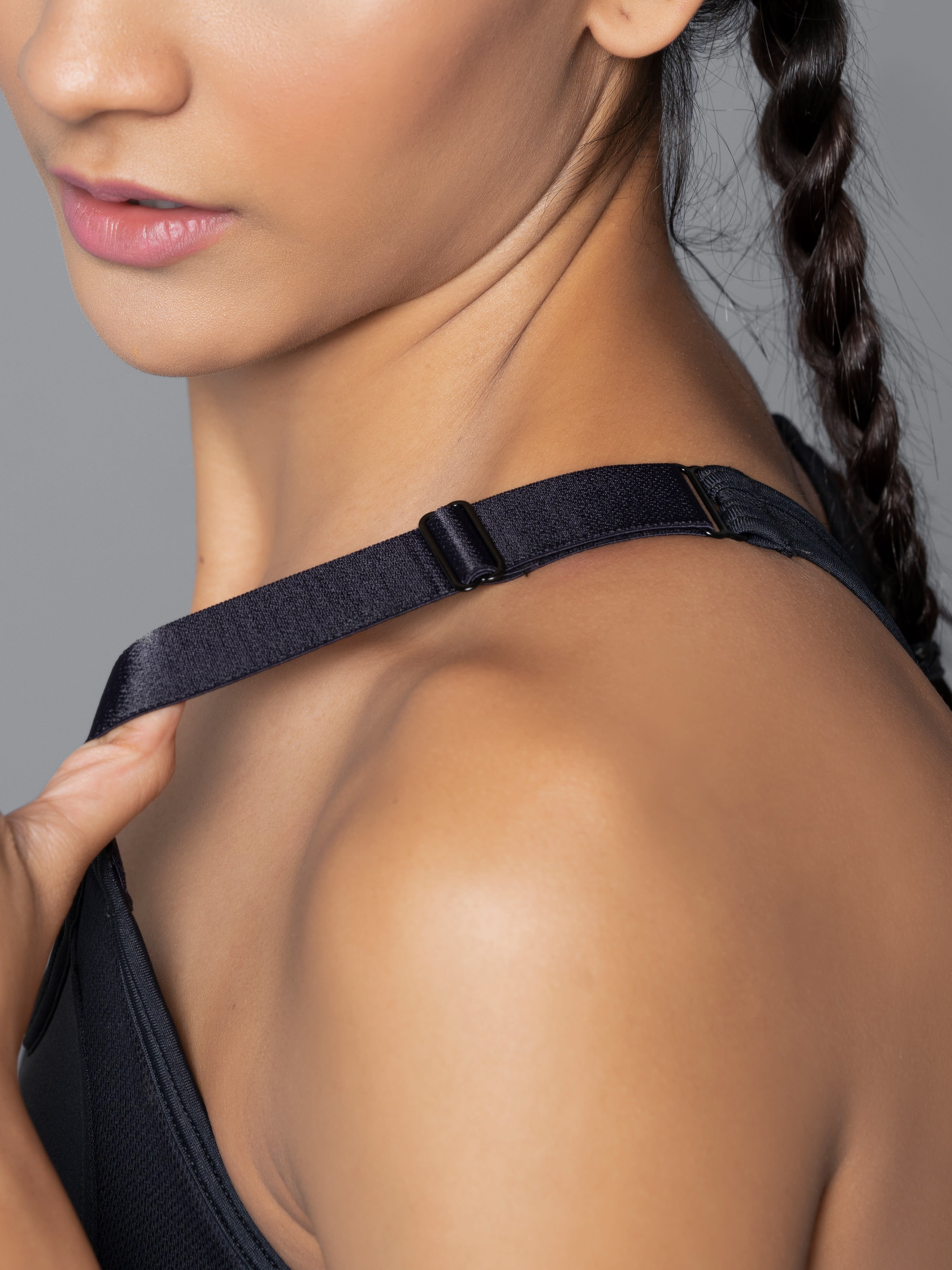 FormFit Medium Impact Zoe Sports Bra