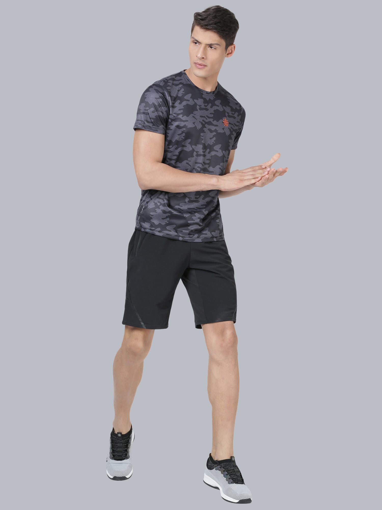 Everyday Athlete Regular Fit T-shirt - Black