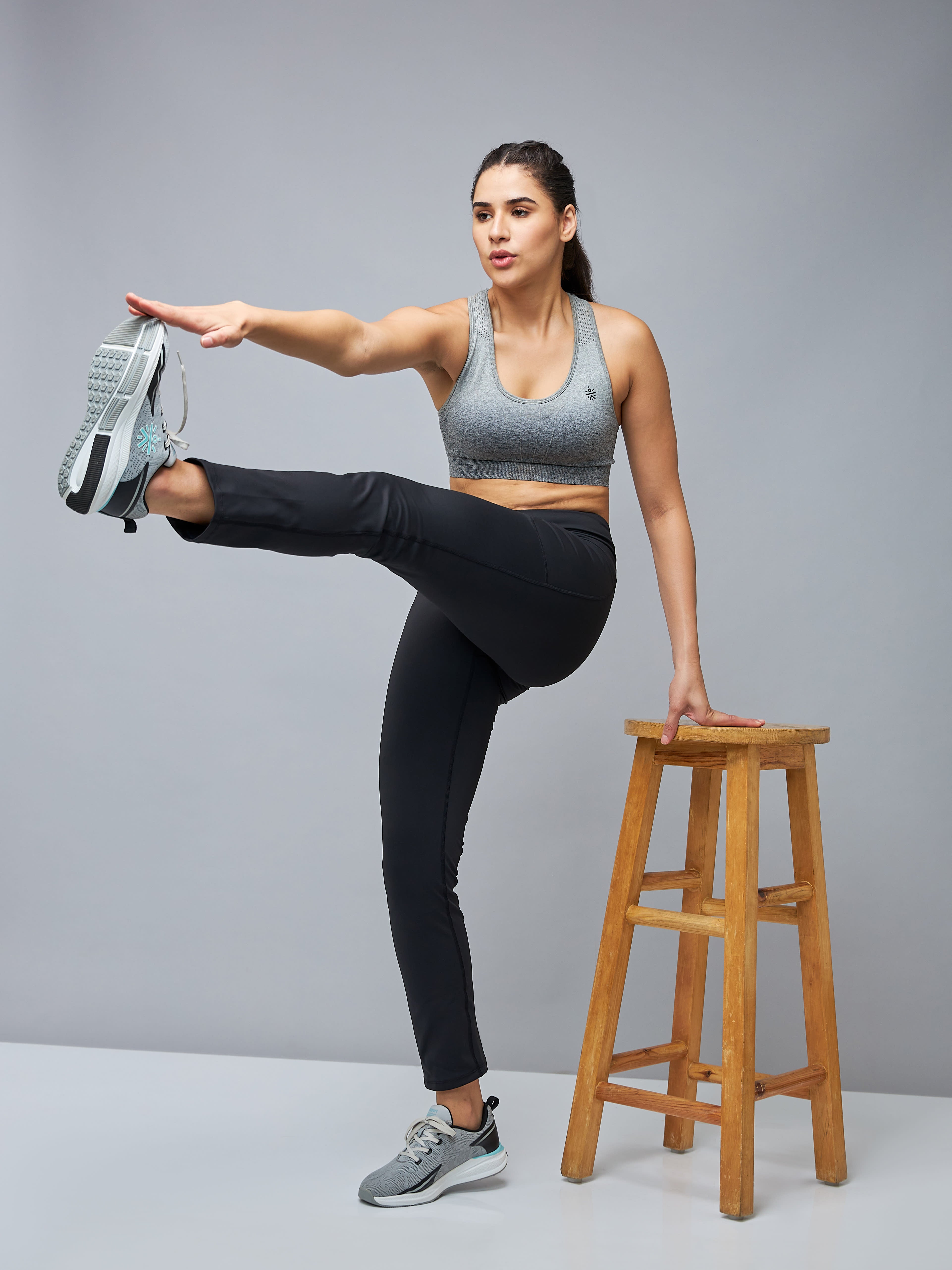 Black Solid High Waist Straight Pants with Pockets