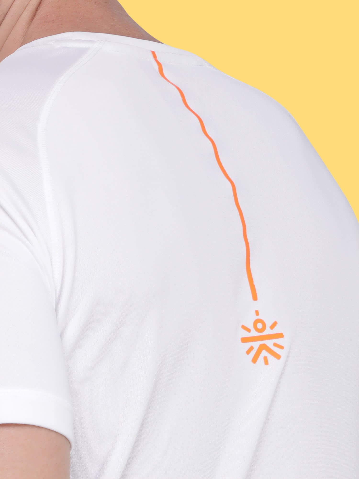 Vital White Training Slim Tee