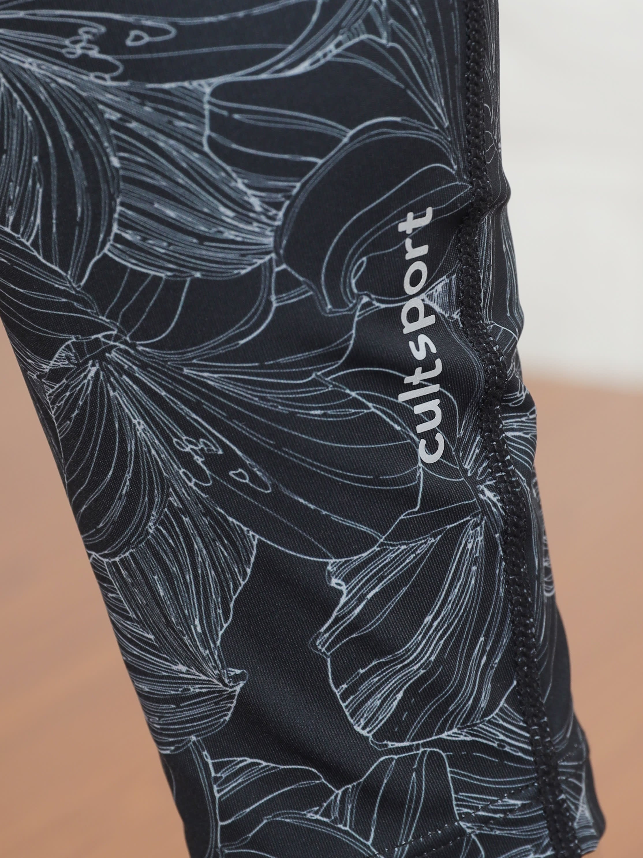 Floral Black Absolute Fit Tights with Side Pocket