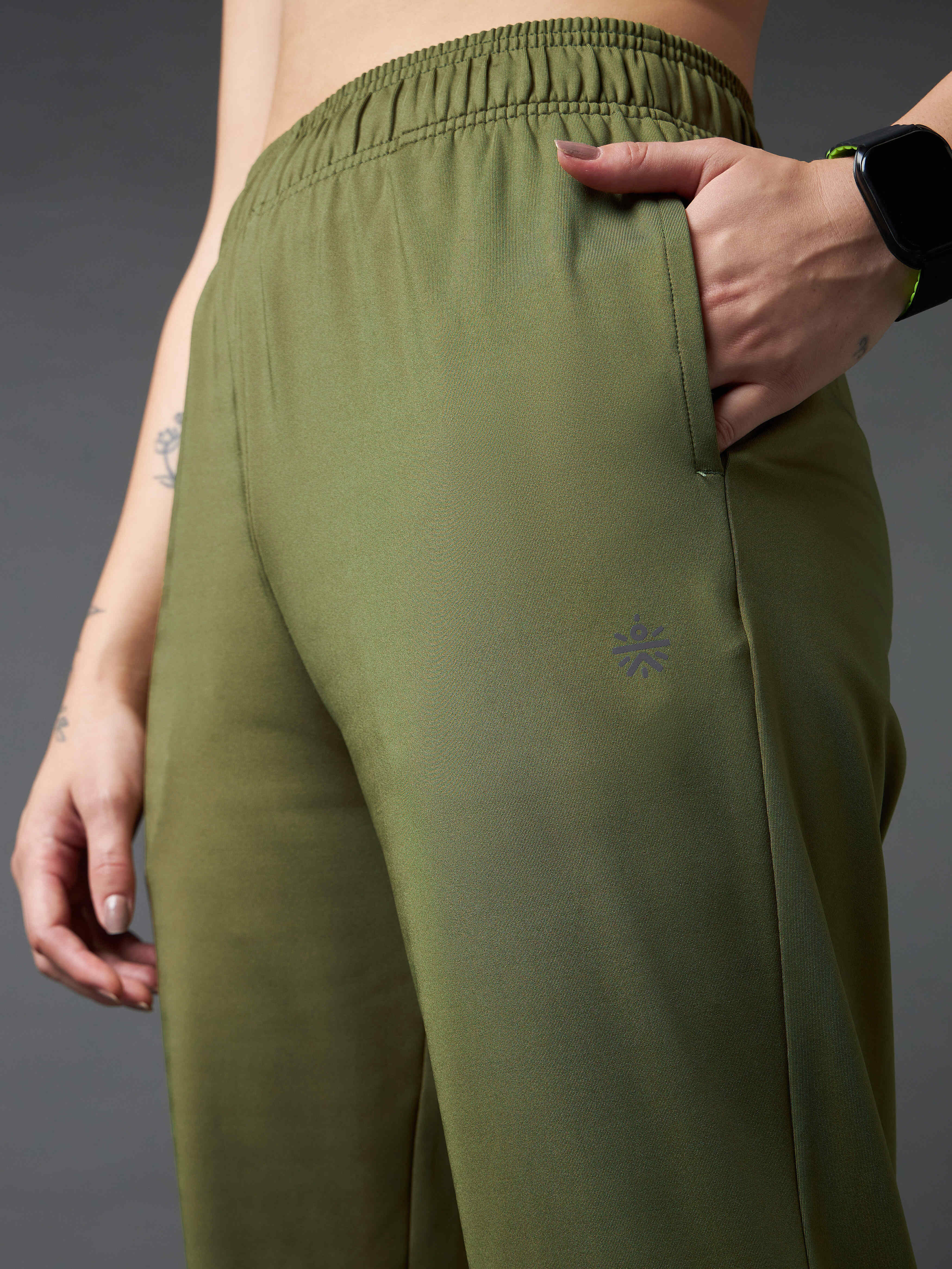 Women's Olive Iconic Running Joggers