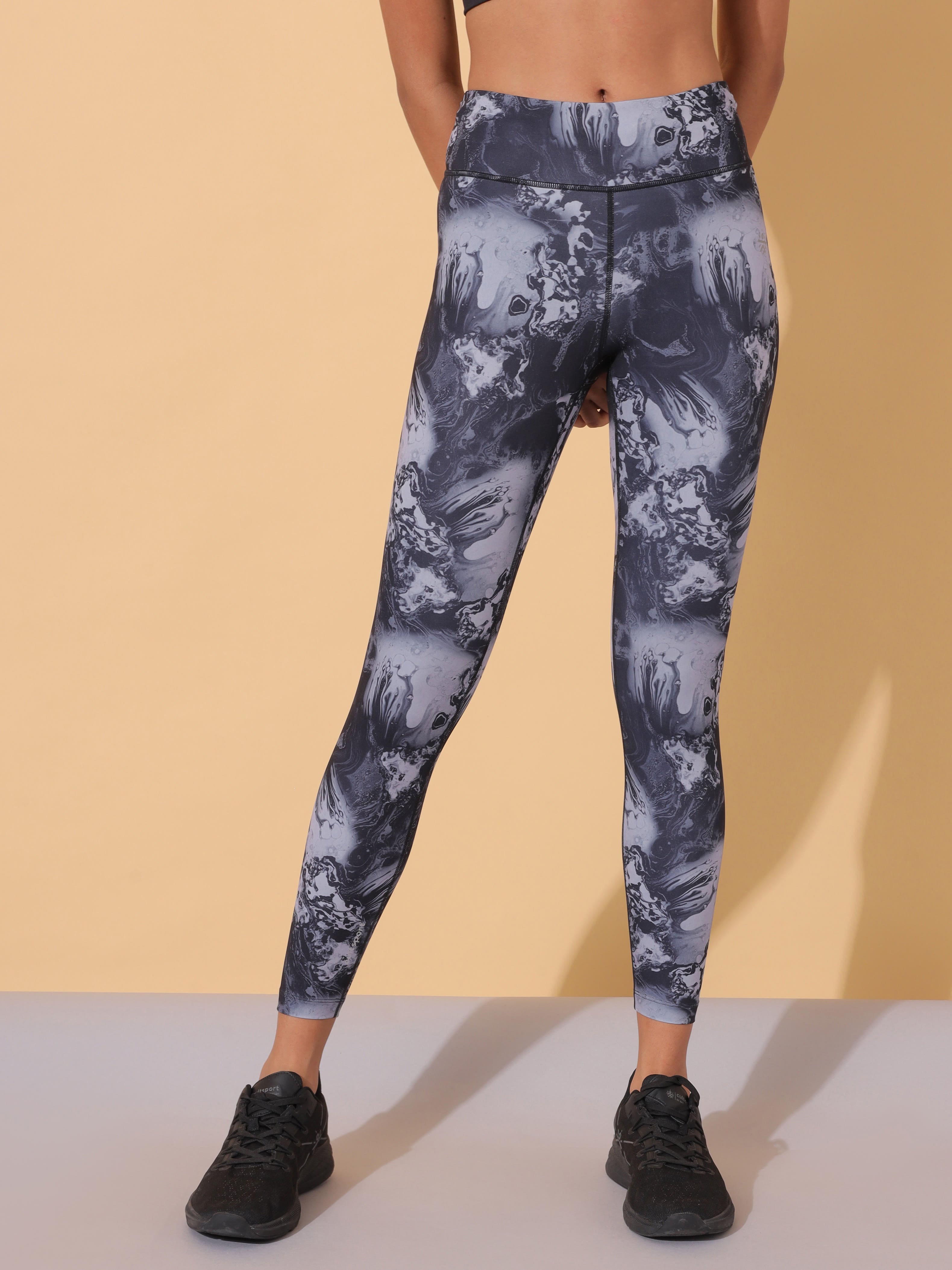 AbsoluteFit Abstract Print Tights