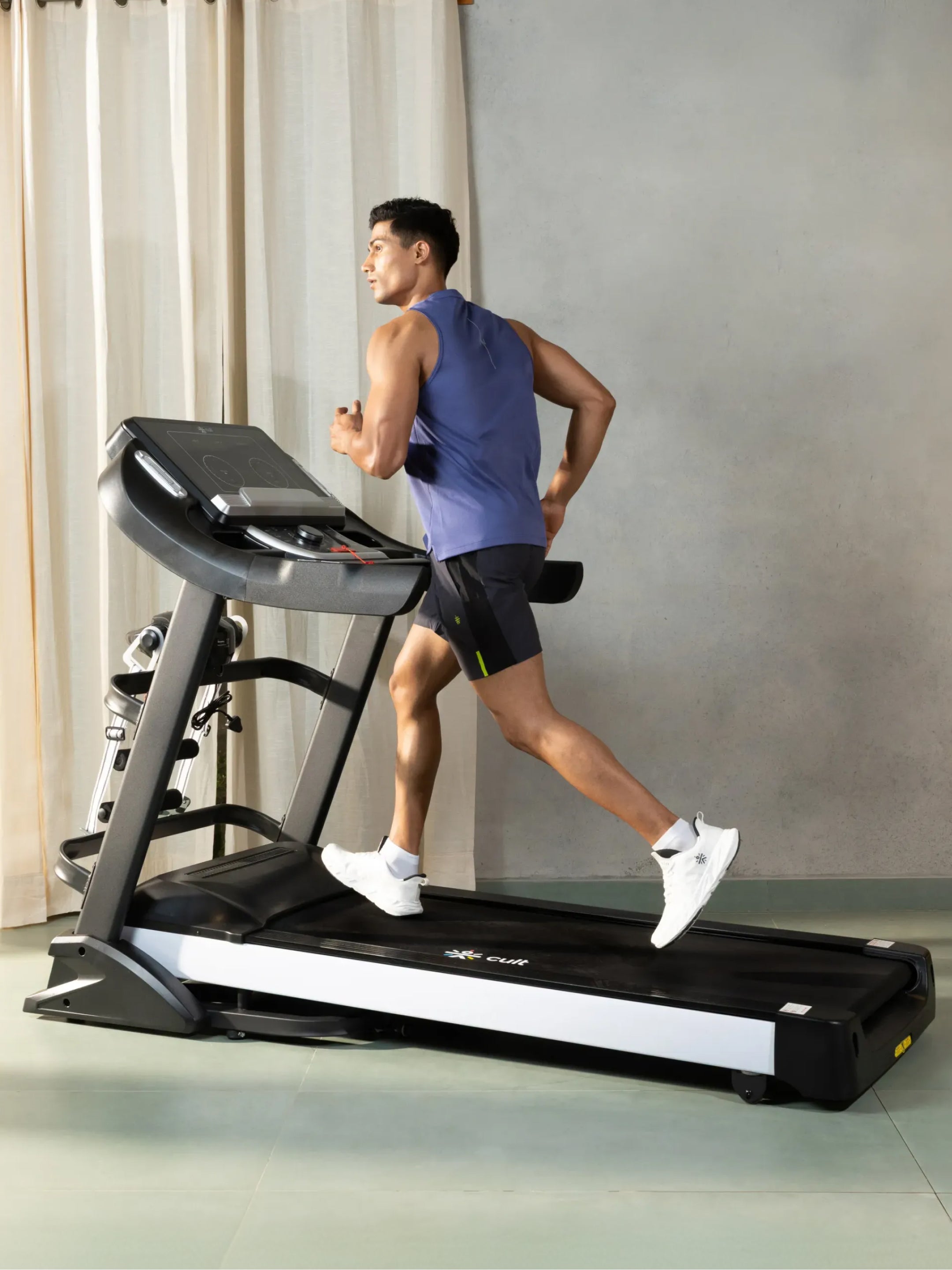 Smartrun Davie 7 HP Peak Treadmill | 15-level Auto-Incline & Massager | Max Weight-150kg | Max Speed-20kmph (with 6 Months Extended Warranty)