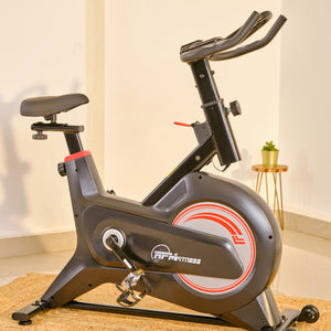 RPM600 NoiseFree Spinbike | 6kg Flywheel | Max Weight 110kg | 8 Level Magnetic Resistance | Black & White (with 6 months extended warranty)