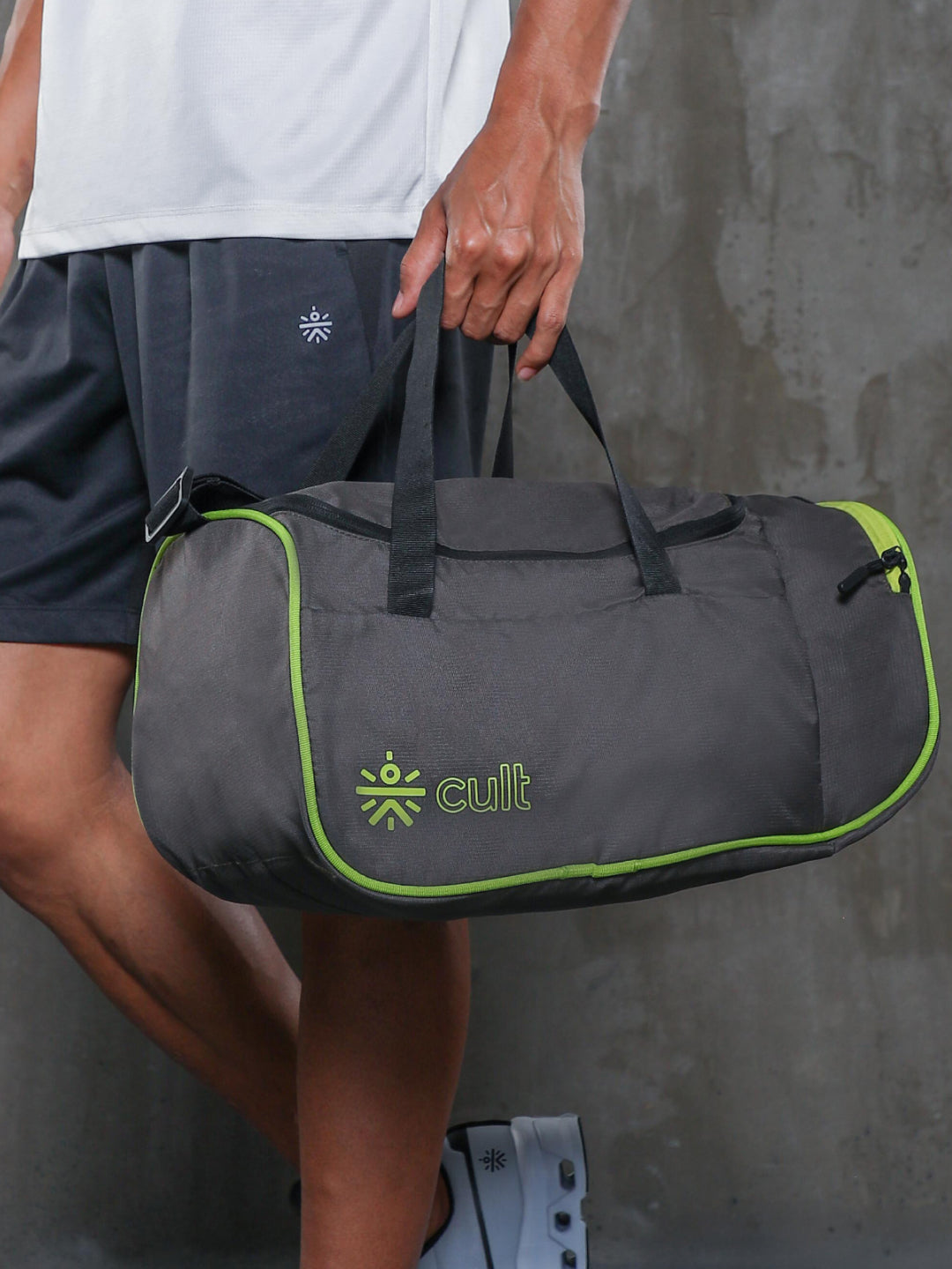 Foldable Duffle Bag 25L with Adjustable Strap Olive