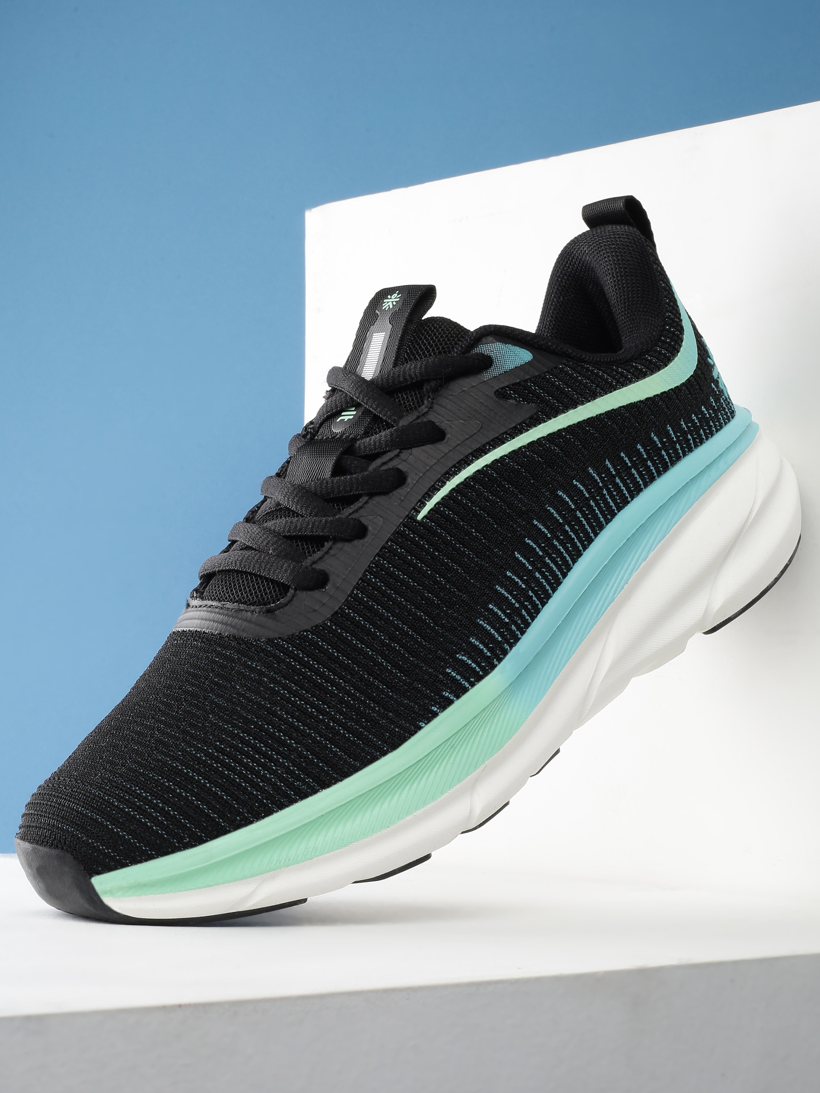 cult Women's Flytor Running Shoes - Black/Sea Green