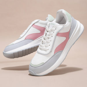 Avant Women's Mova Sneakers - White
